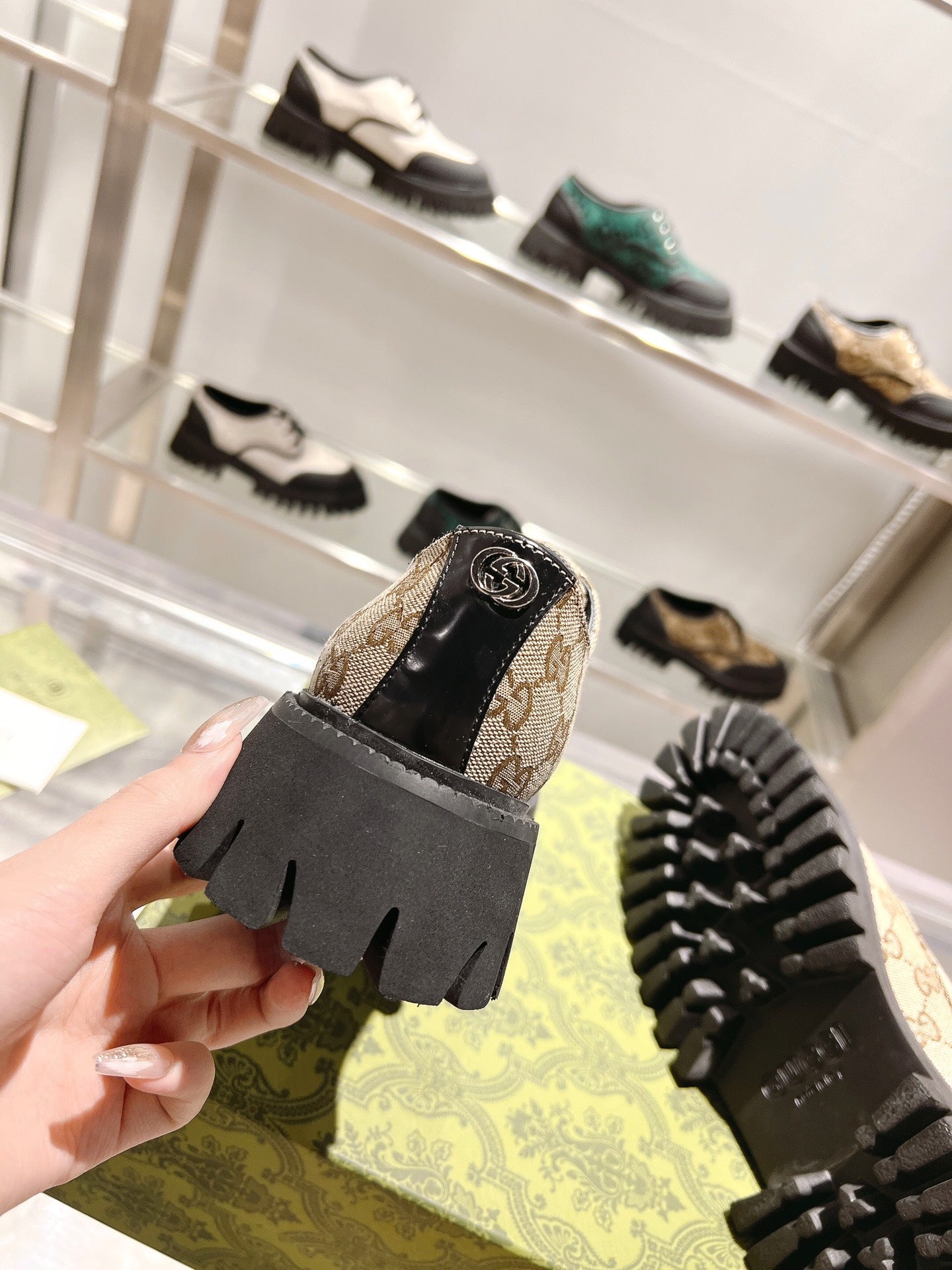 LuxluxHouse Best Quality Shoes Gucci