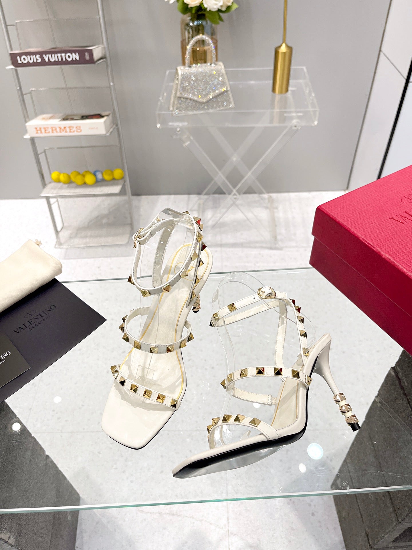 LuxluxHouse Best Quality Valentino Women Shoes