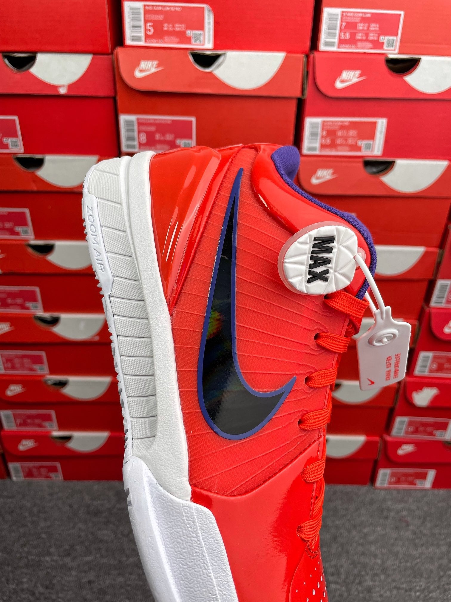 Max/WKB Batch-UNDEFEATED × Nike Zoom Kobe 4 Protro