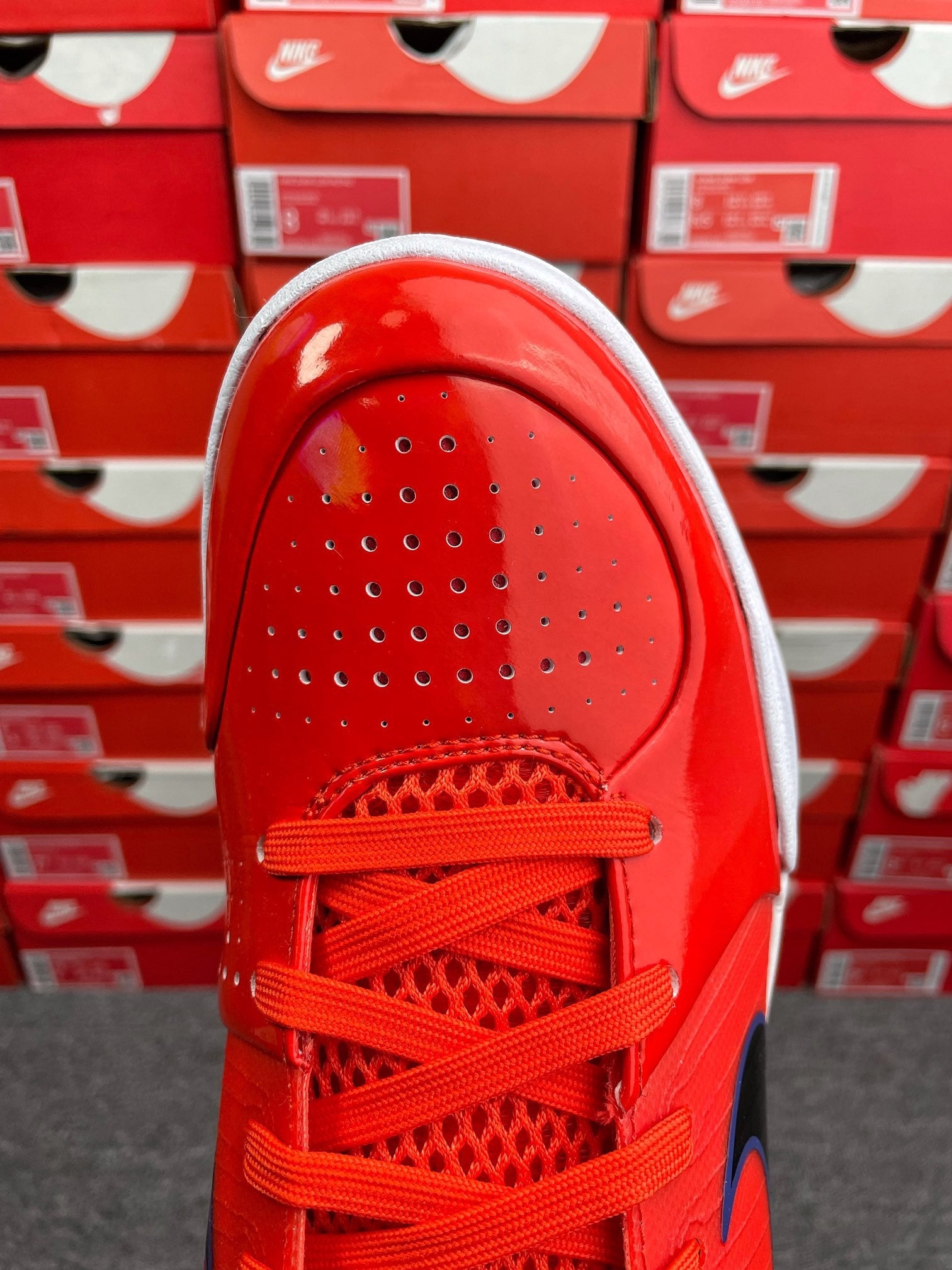 Max/WKB Batch-UNDEFEATED × Nike Zoom Kobe 4 Protro