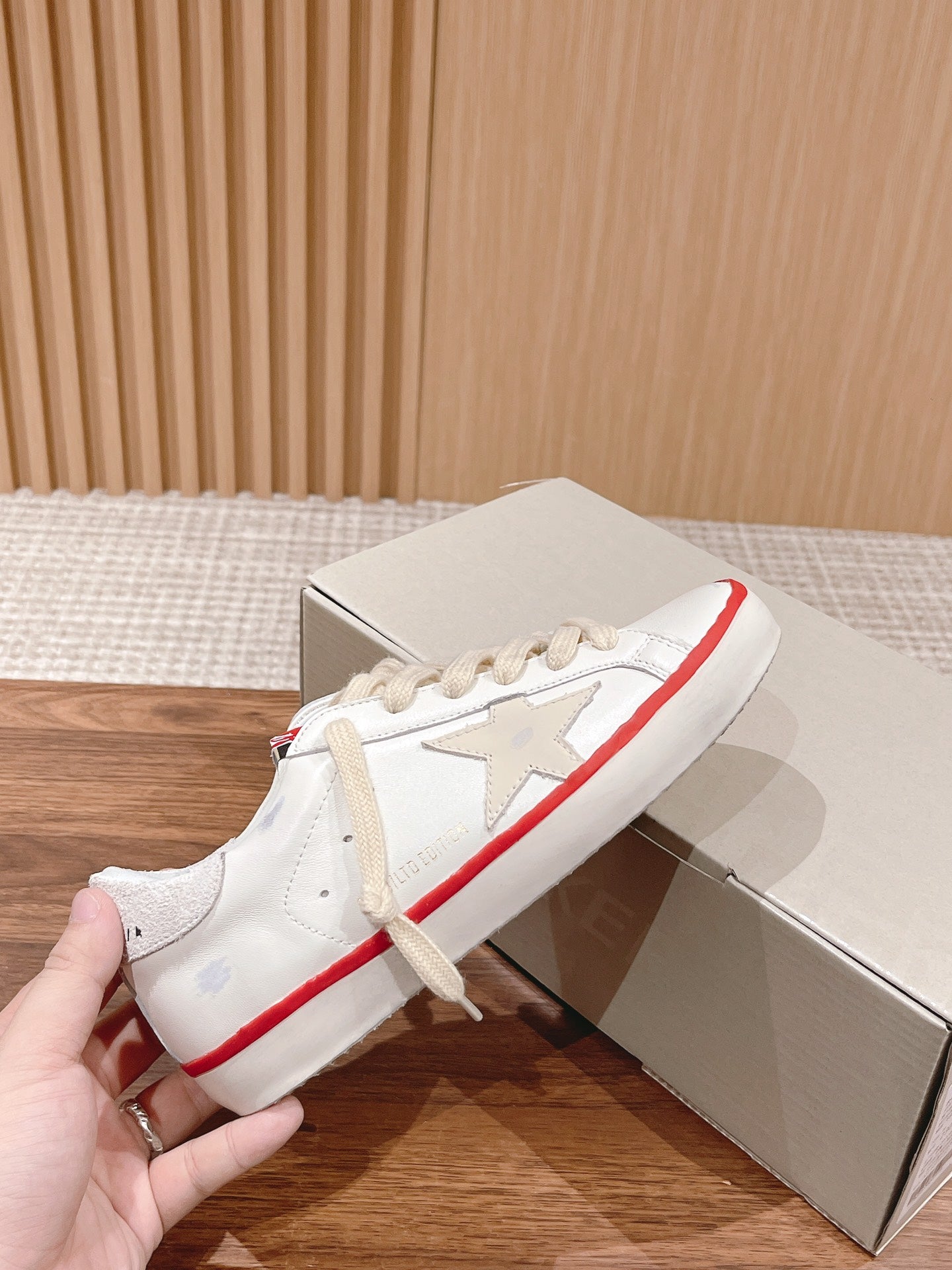 LuxluxHouse Best Quality Shoes Golden Goose