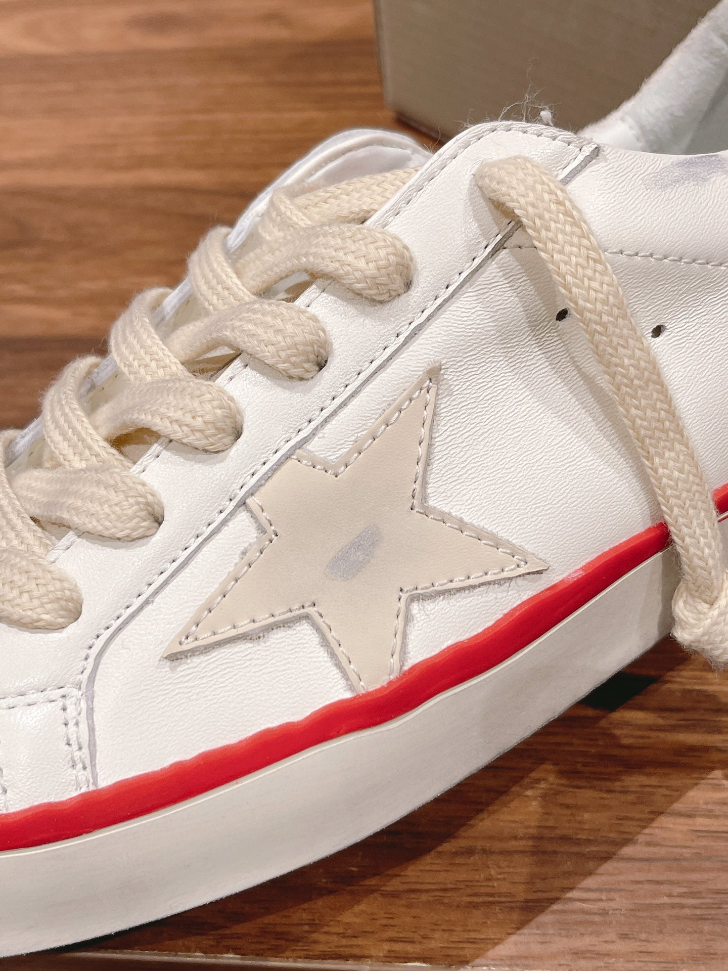LuxluxHouse Best Quality Shoes Golden Goose