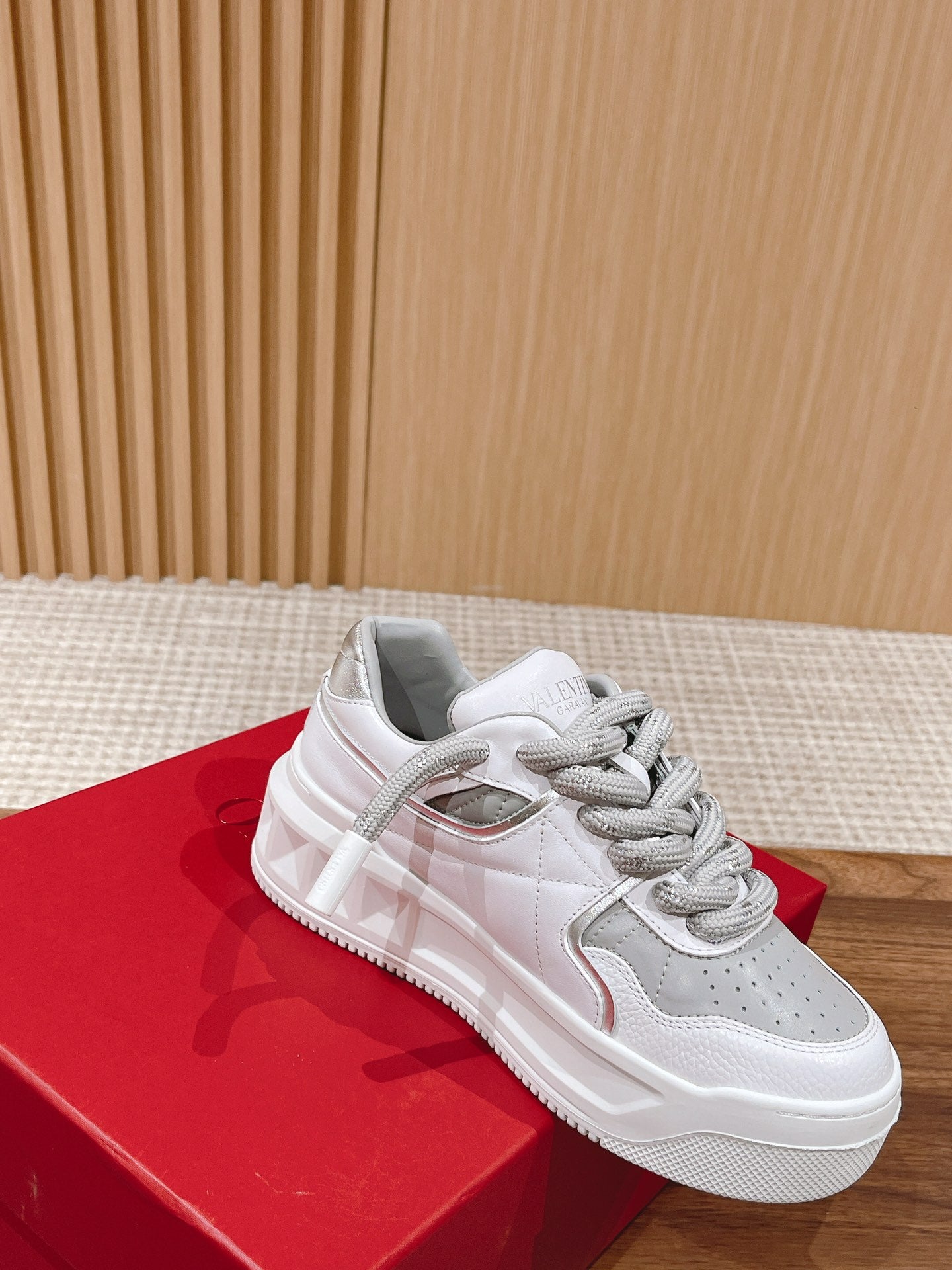 LuxluxHouse Best Quality Valentino Women Shoes