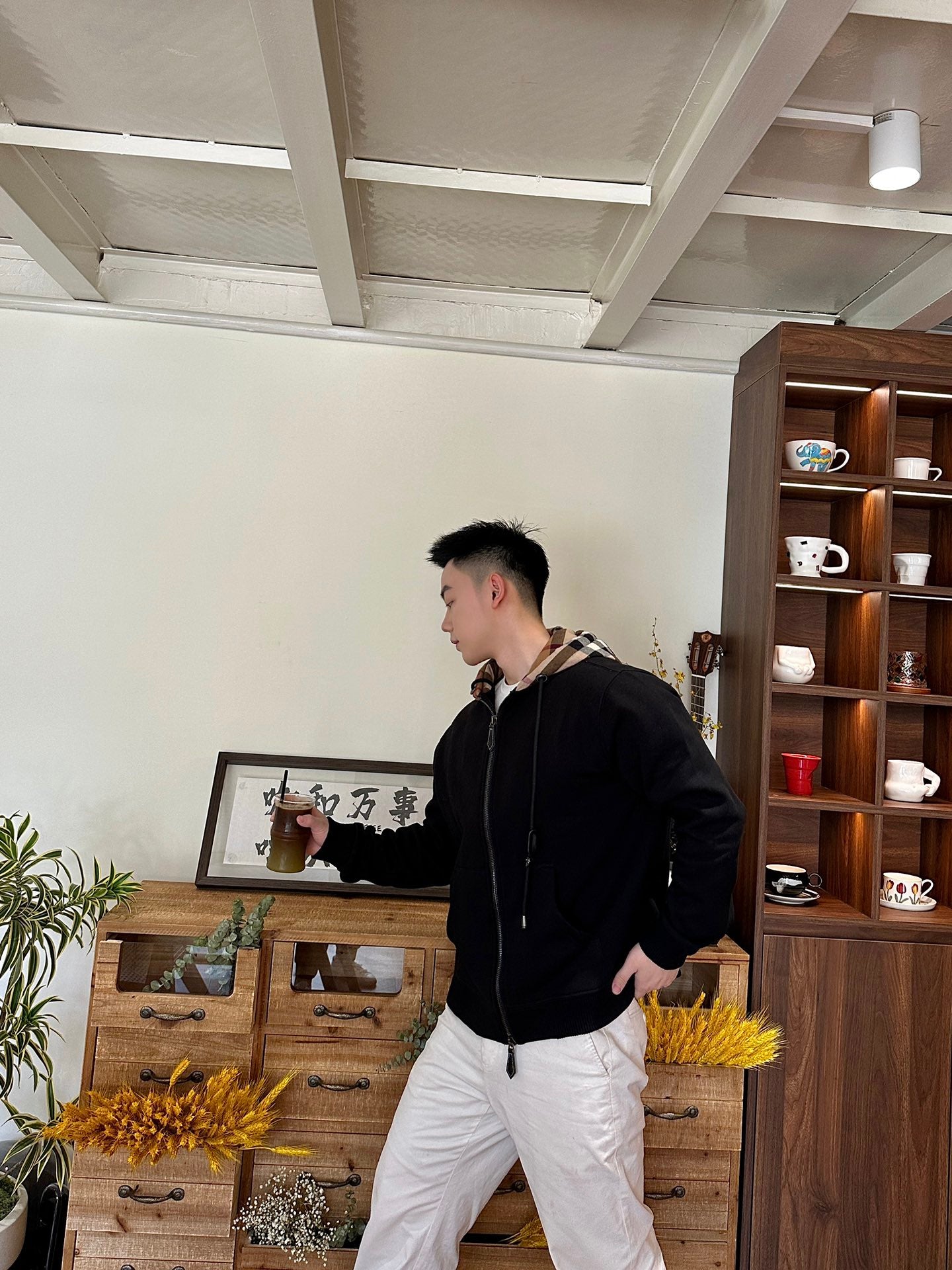 LuxluxHouse Best Quality Clothes Burberry Hoodie & Sweater