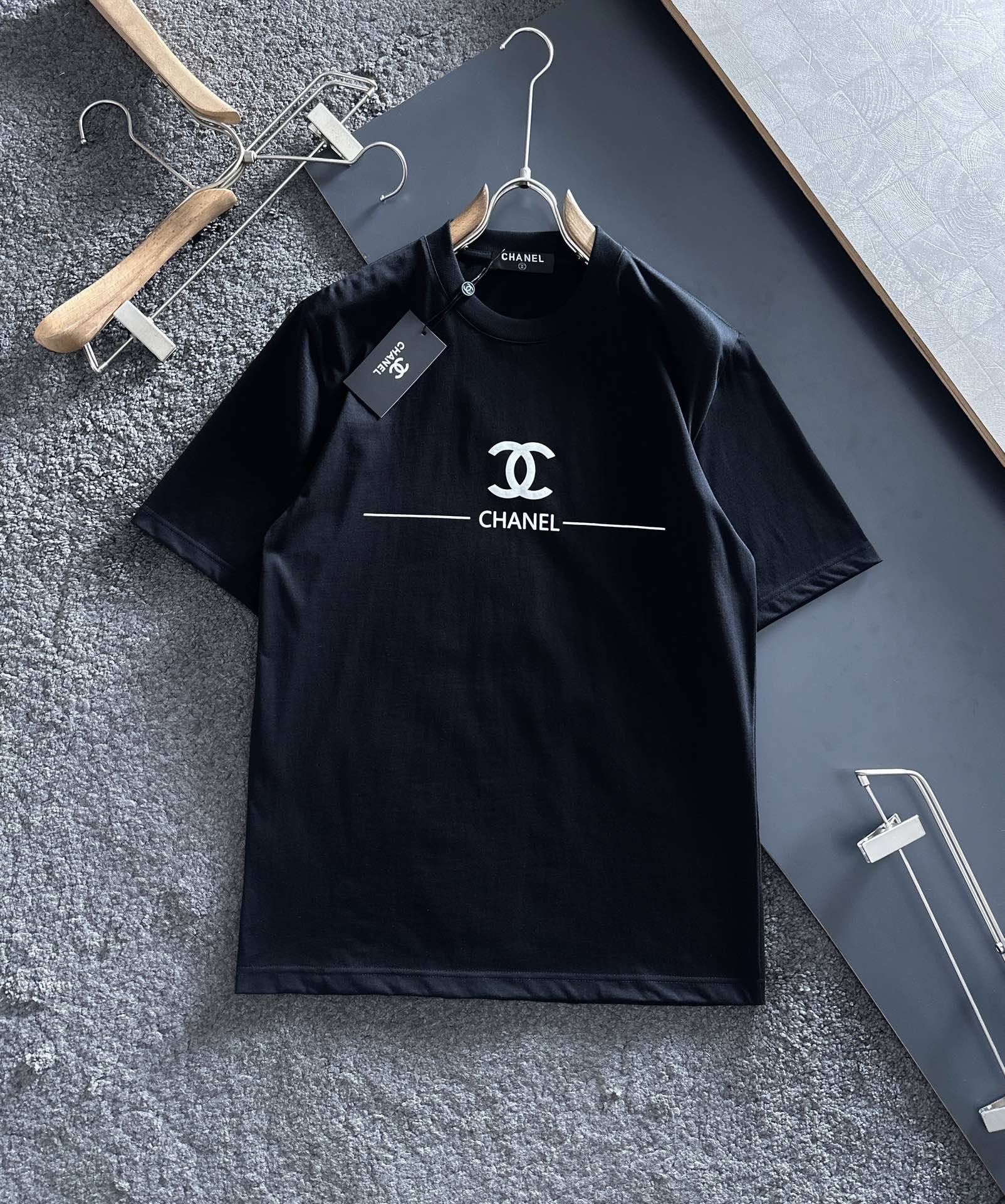 LuxluxHouse Best Quality Clothes T-shirt Chanel & Maison Margiela
