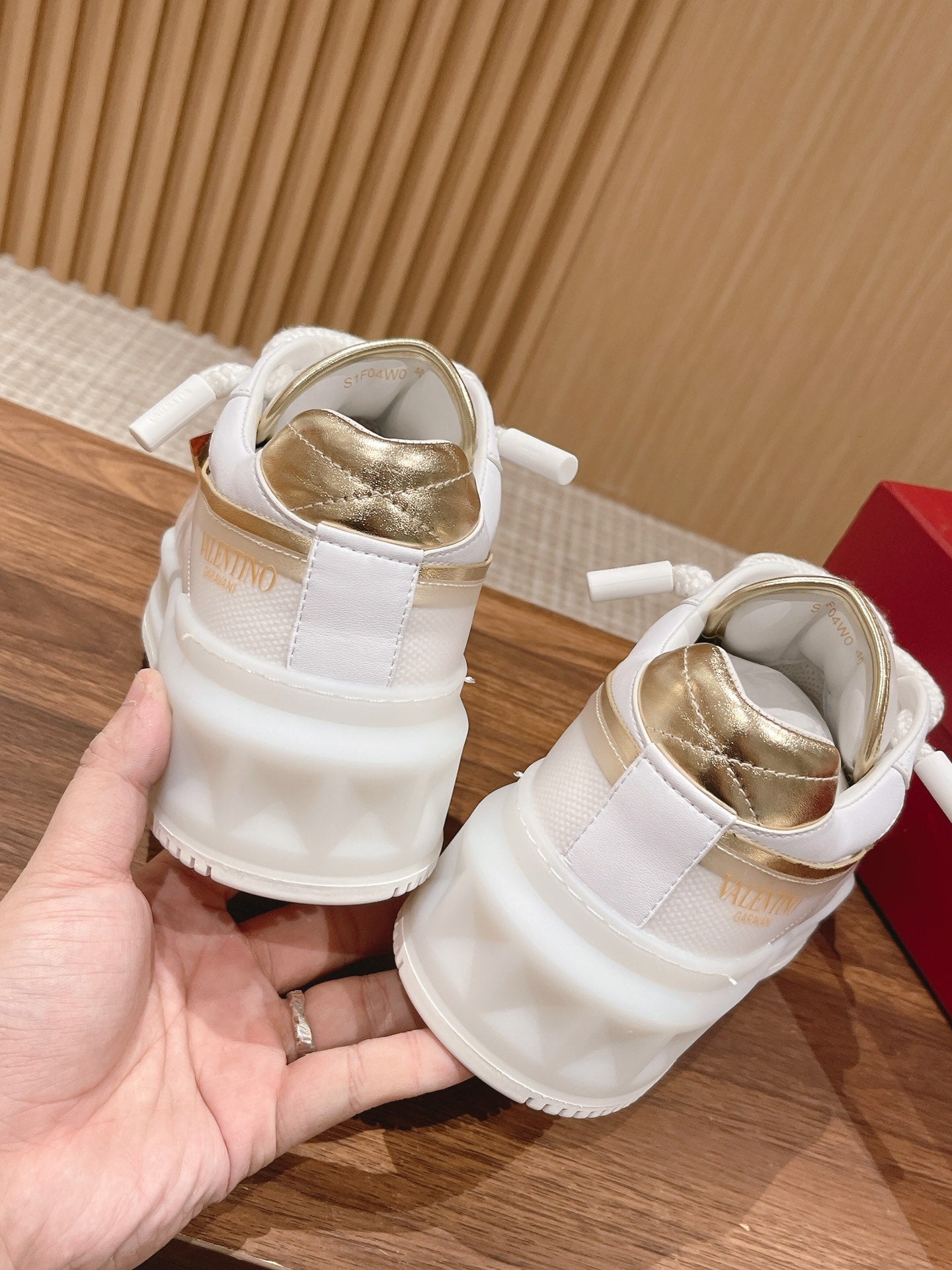 LuxluxHouse Best Quality Valentino Women Shoes