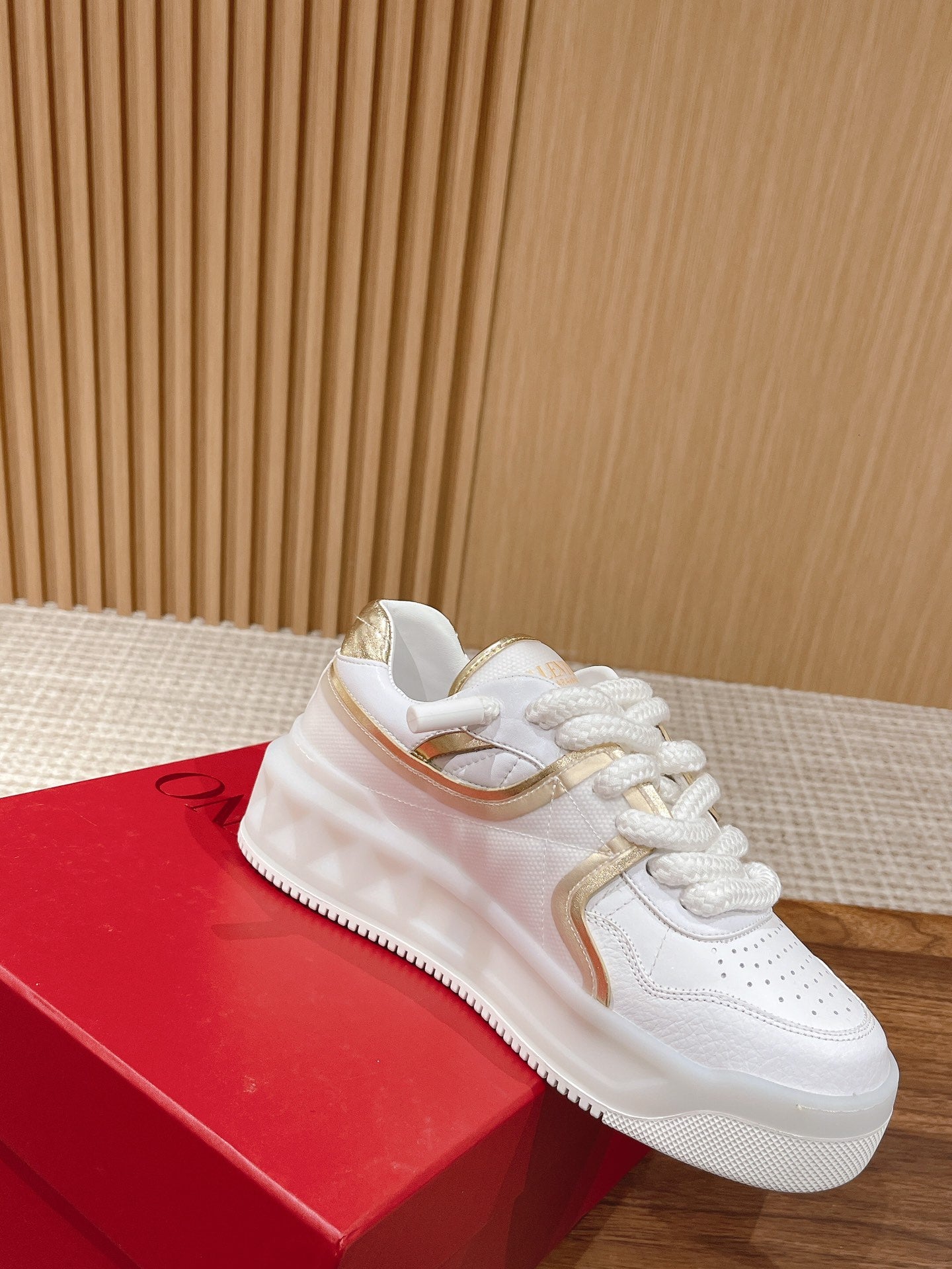 LuxluxHouse Best Quality Valentino Women Shoes