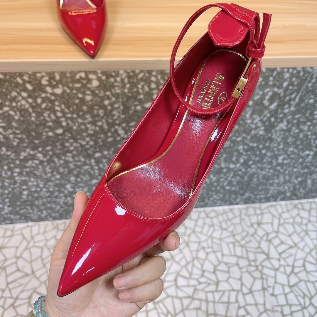LuxluxHouse Best Quality Valentino Women Shoes