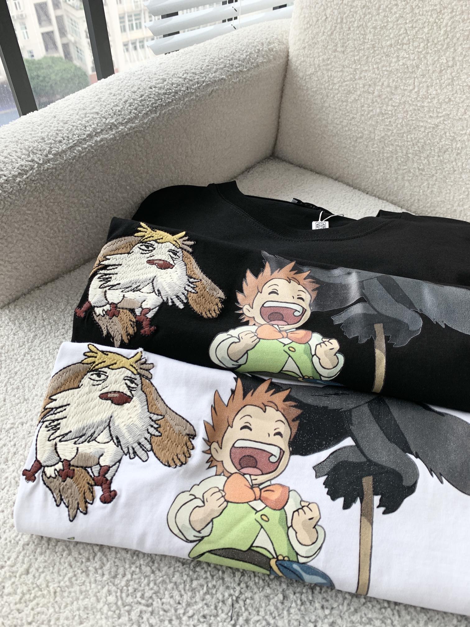 LuxluxHouse Best Quality Clothes T-shirt Loewe