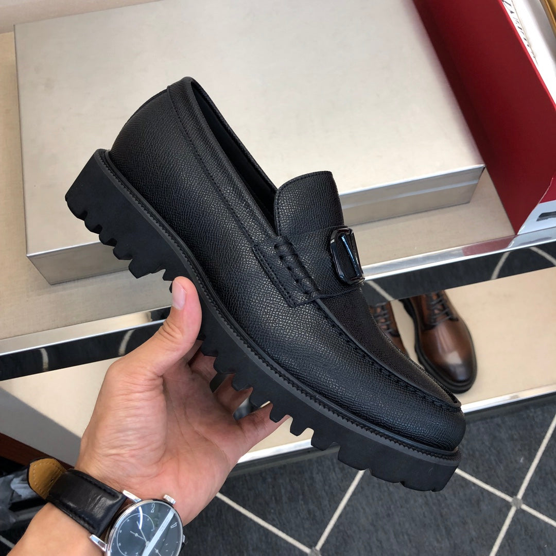 LuxluxHouse Best Quality Shoes Valentino