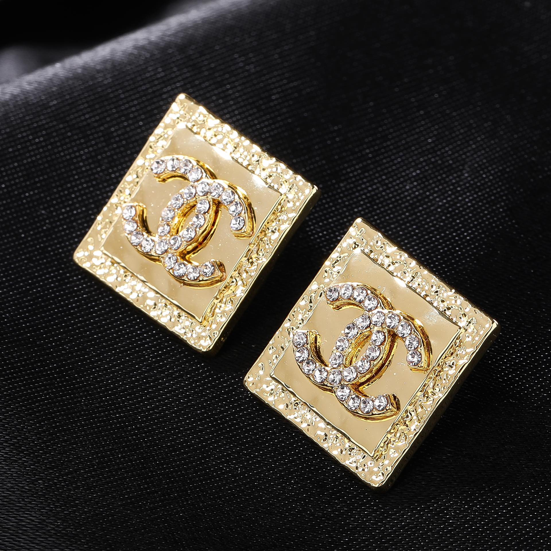LuxluxHouse Best Quality Accessories Earrings Chanel Earrings