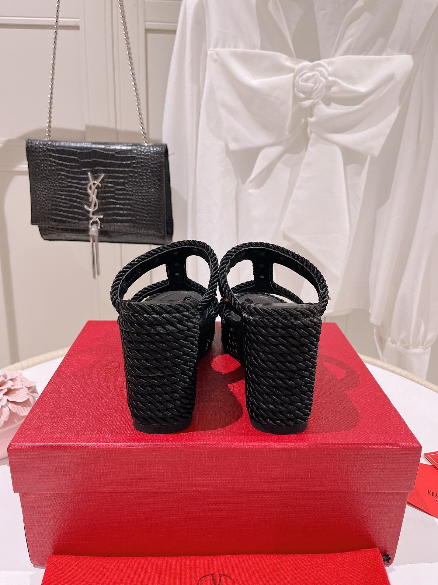 LuxluxHouse Best Quality Valentino Women Shoes