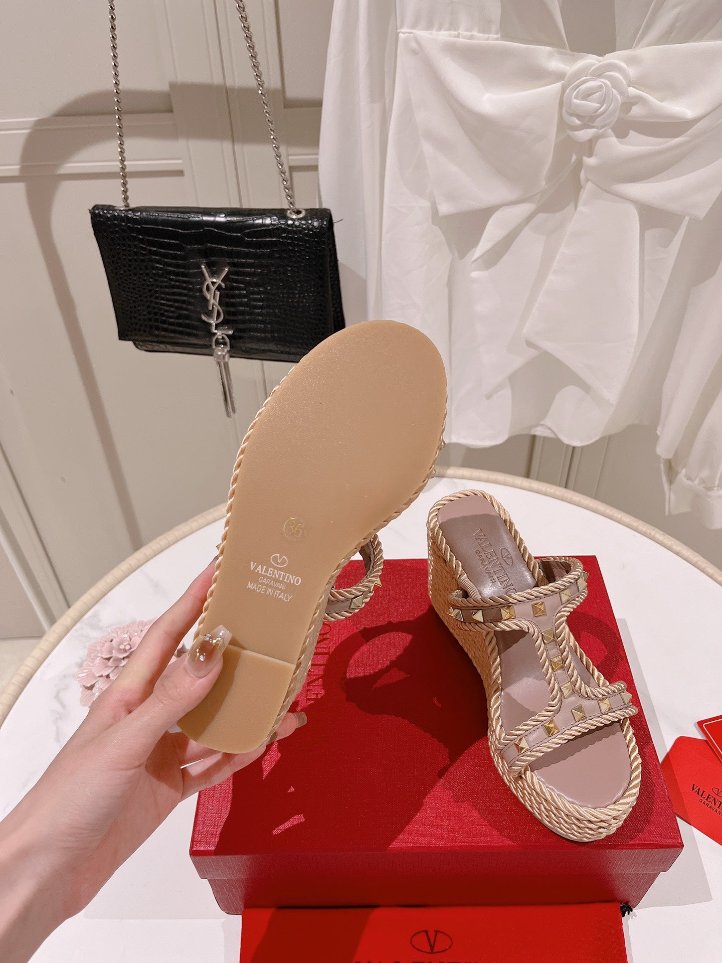LuxluxHouse Best Quality Valentino Women Shoes