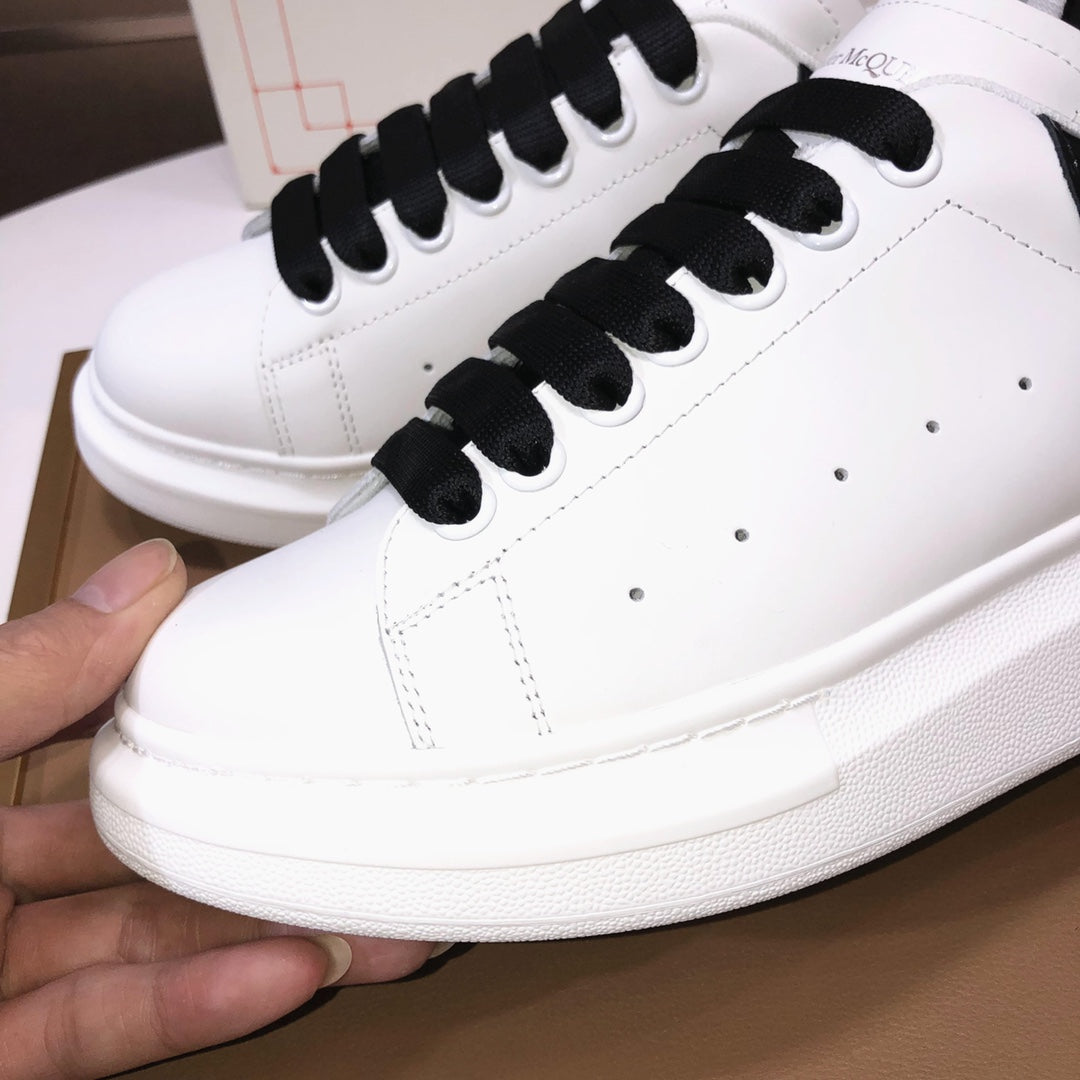 LuxluxHouse Best Quality Shoes Alexander McQueen