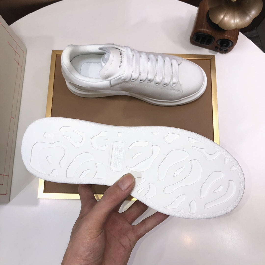 LuxluxHouse Best Quality Shoes Alexander McQueen