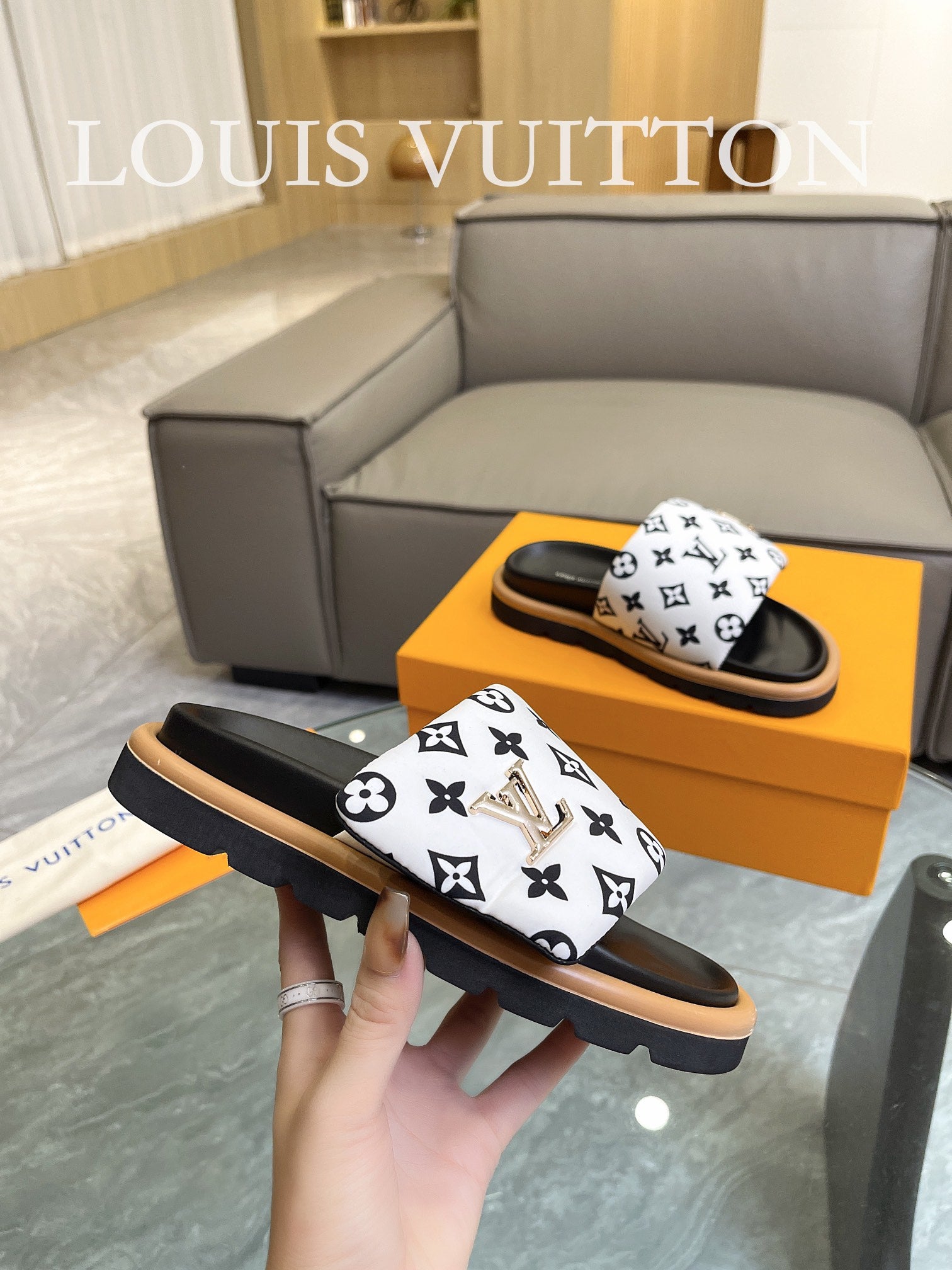 LuxluxHouse Best Quality Sandals Louis Vuitton