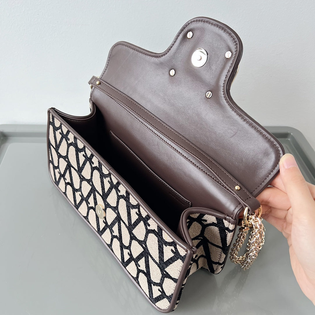 LuxluxHouse Best Quality Bags Valentino Women