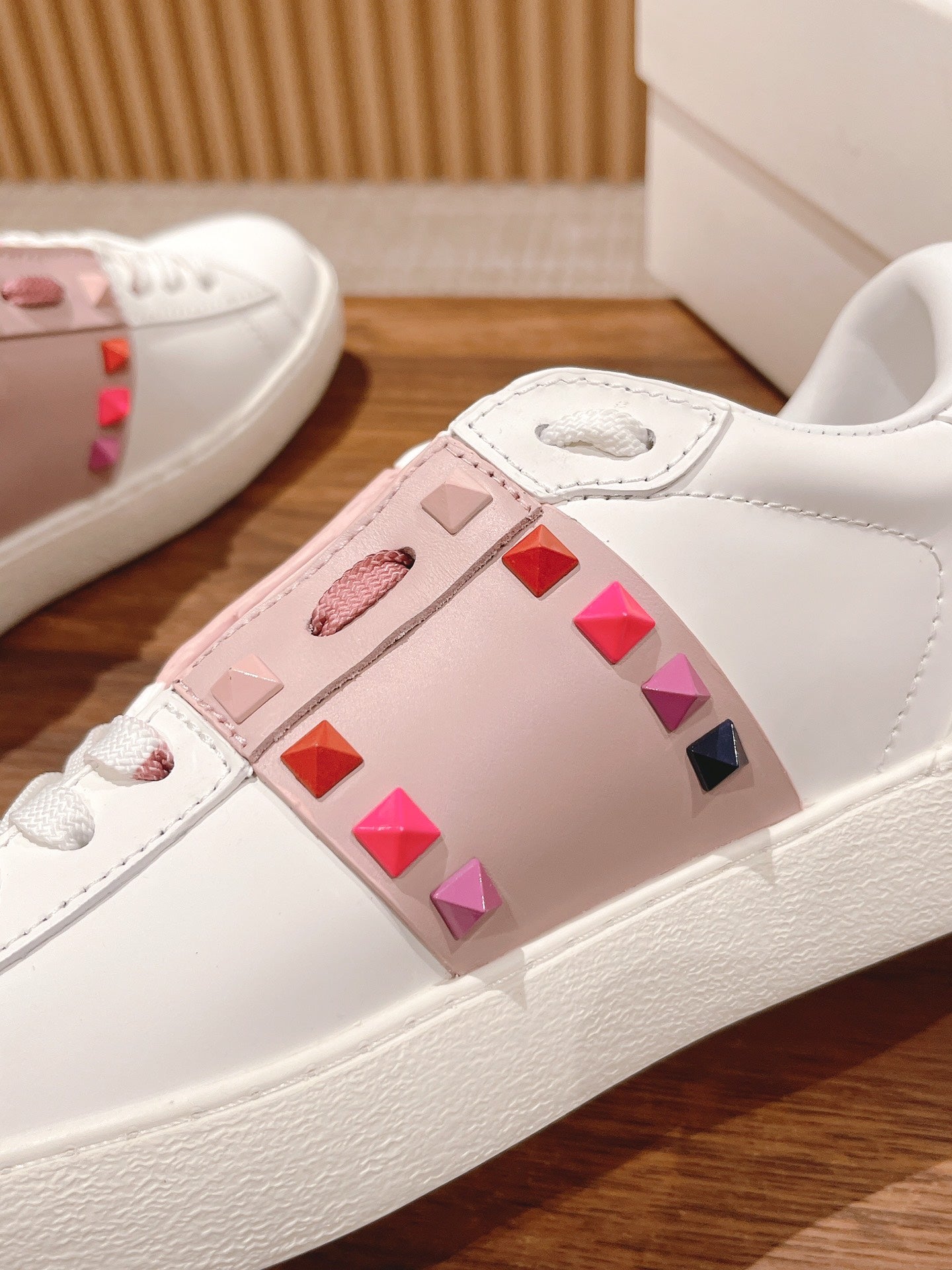 LuxluxHouse Best Quality Valentino Women Shoes