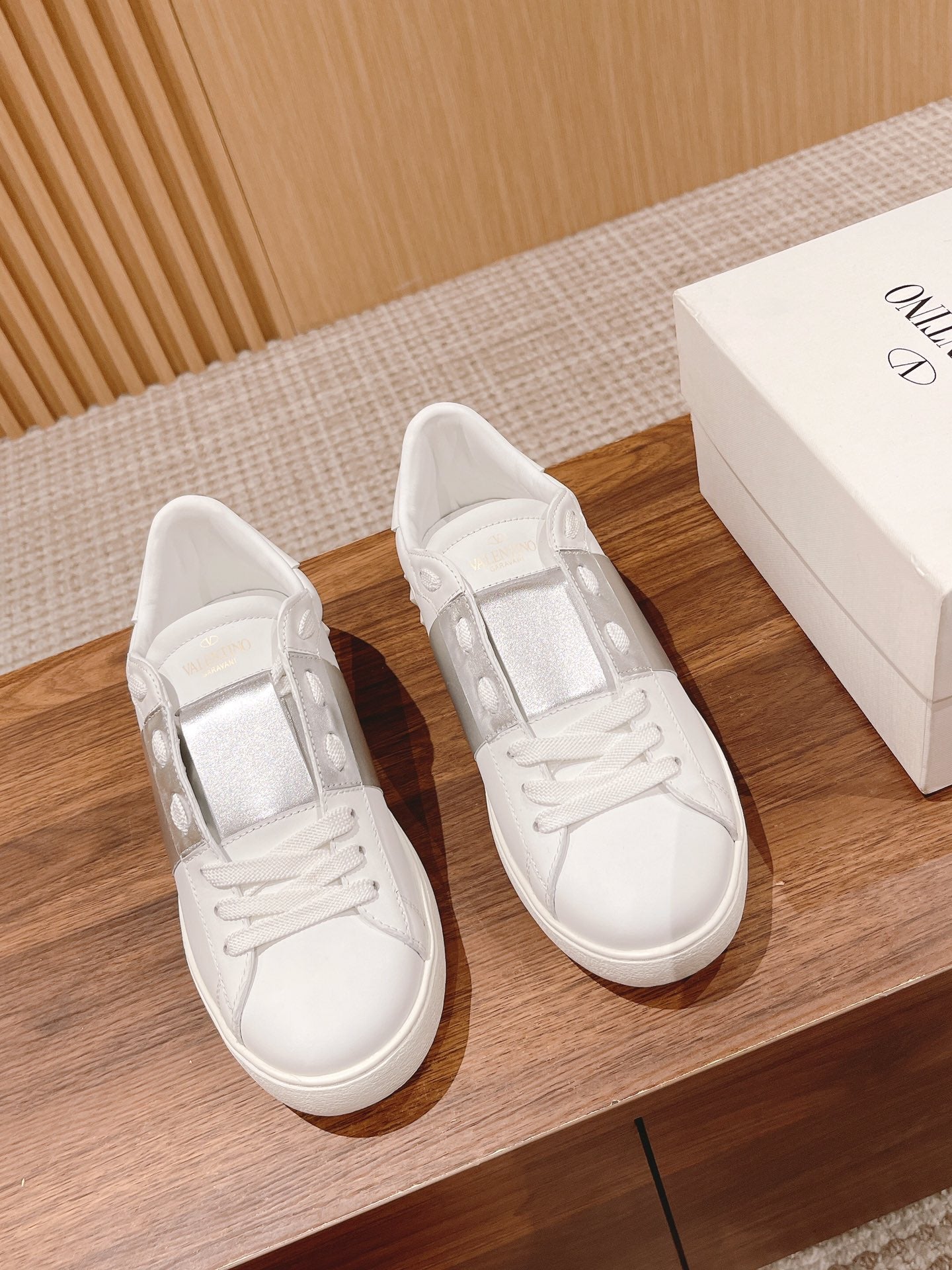 LuxluxHouse Best Quality Valentino Women Shoes