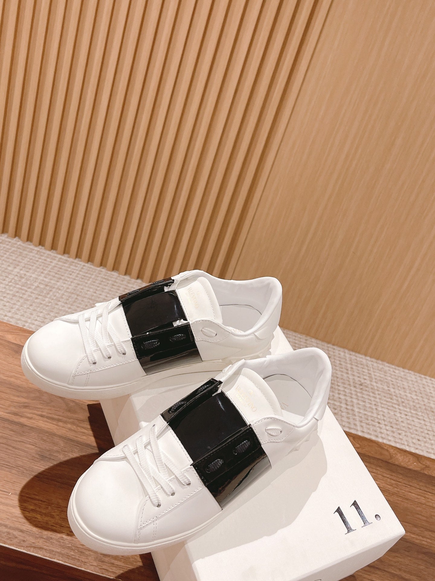 LuxluxHouse Best Quality Valentino Women Shoes