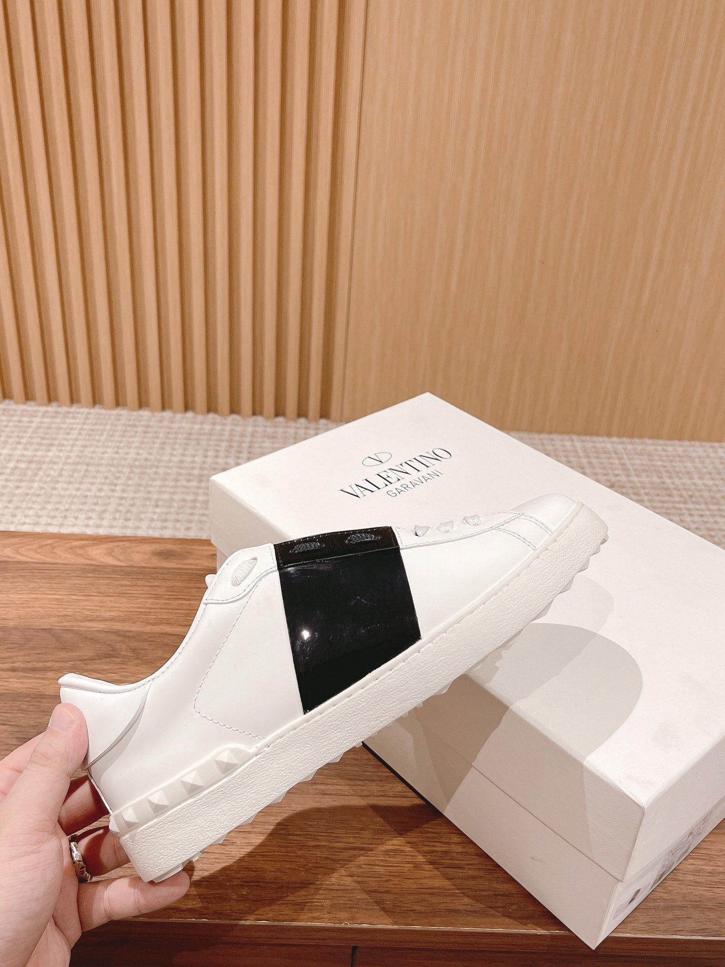 LuxluxHouse Best Quality Valentino Women Shoes