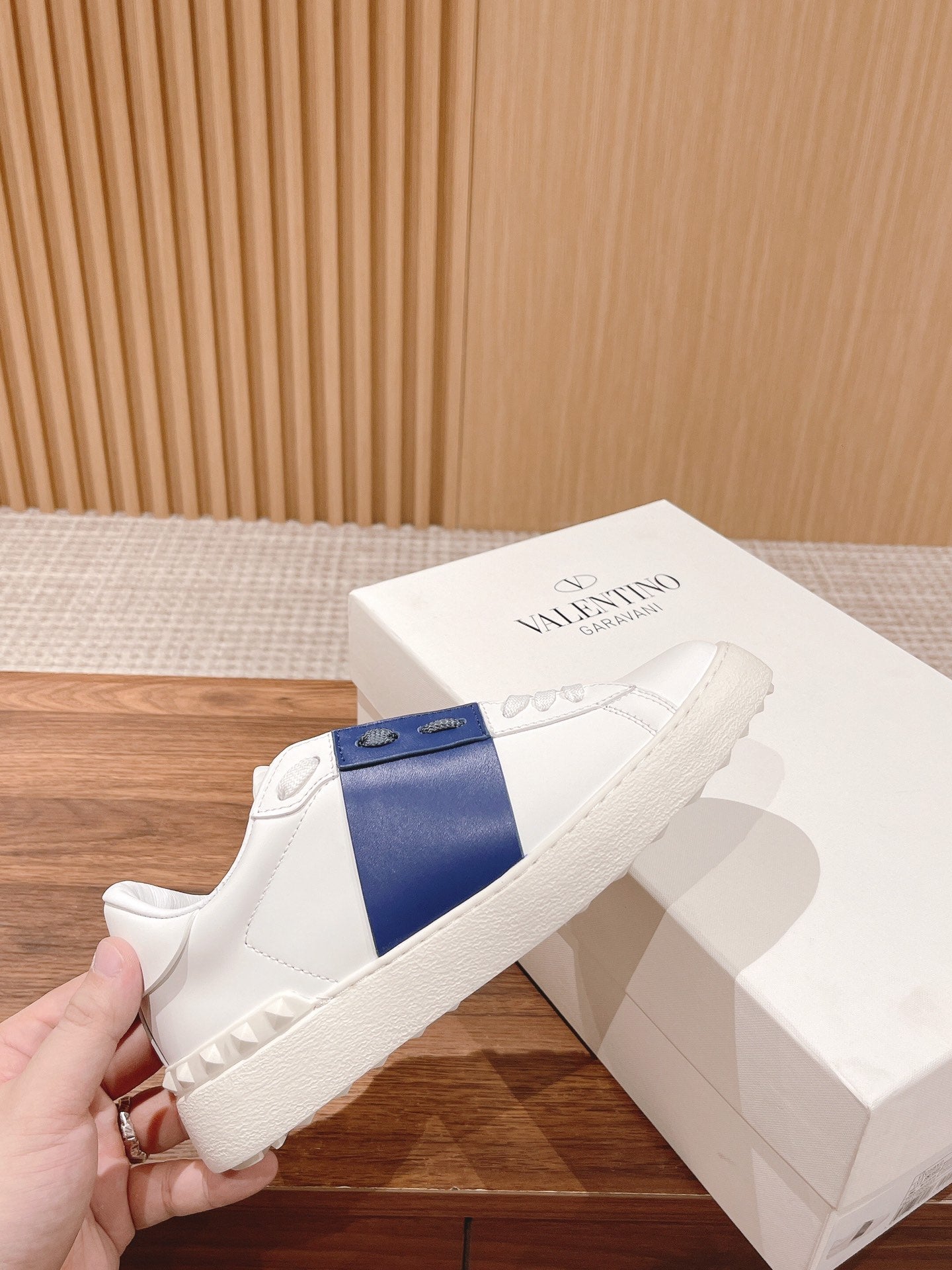 LuxluxHouse Best Quality Valentino Women Shoes