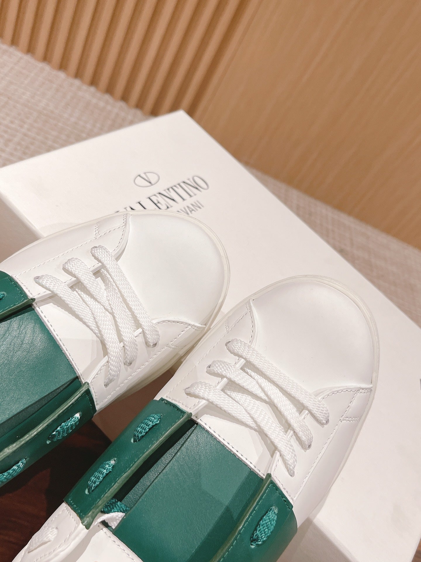 LuxluxHouse Best Quality Valentino Women Shoes