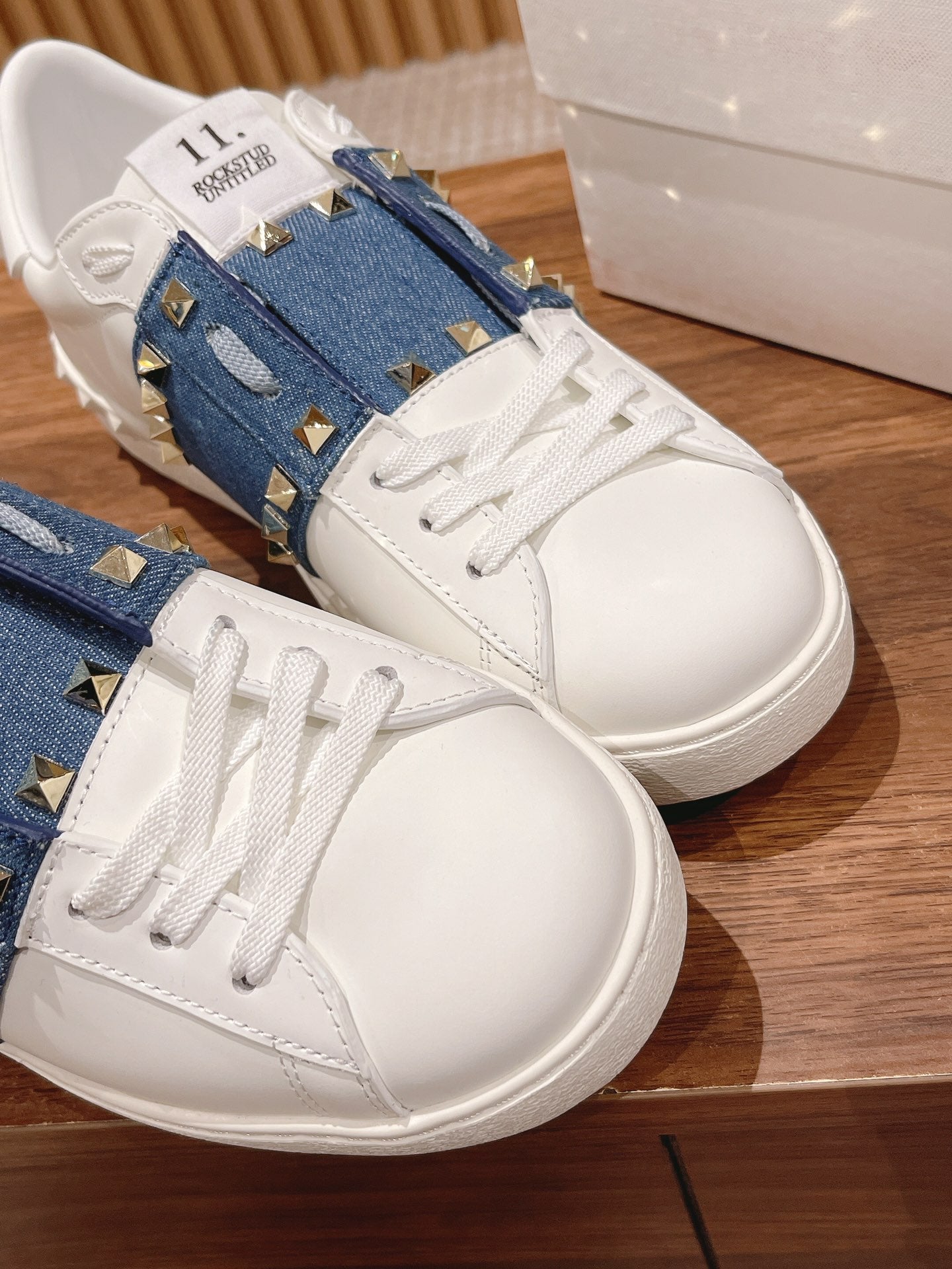 LuxluxHouse Best Quality Valentino Women Shoes