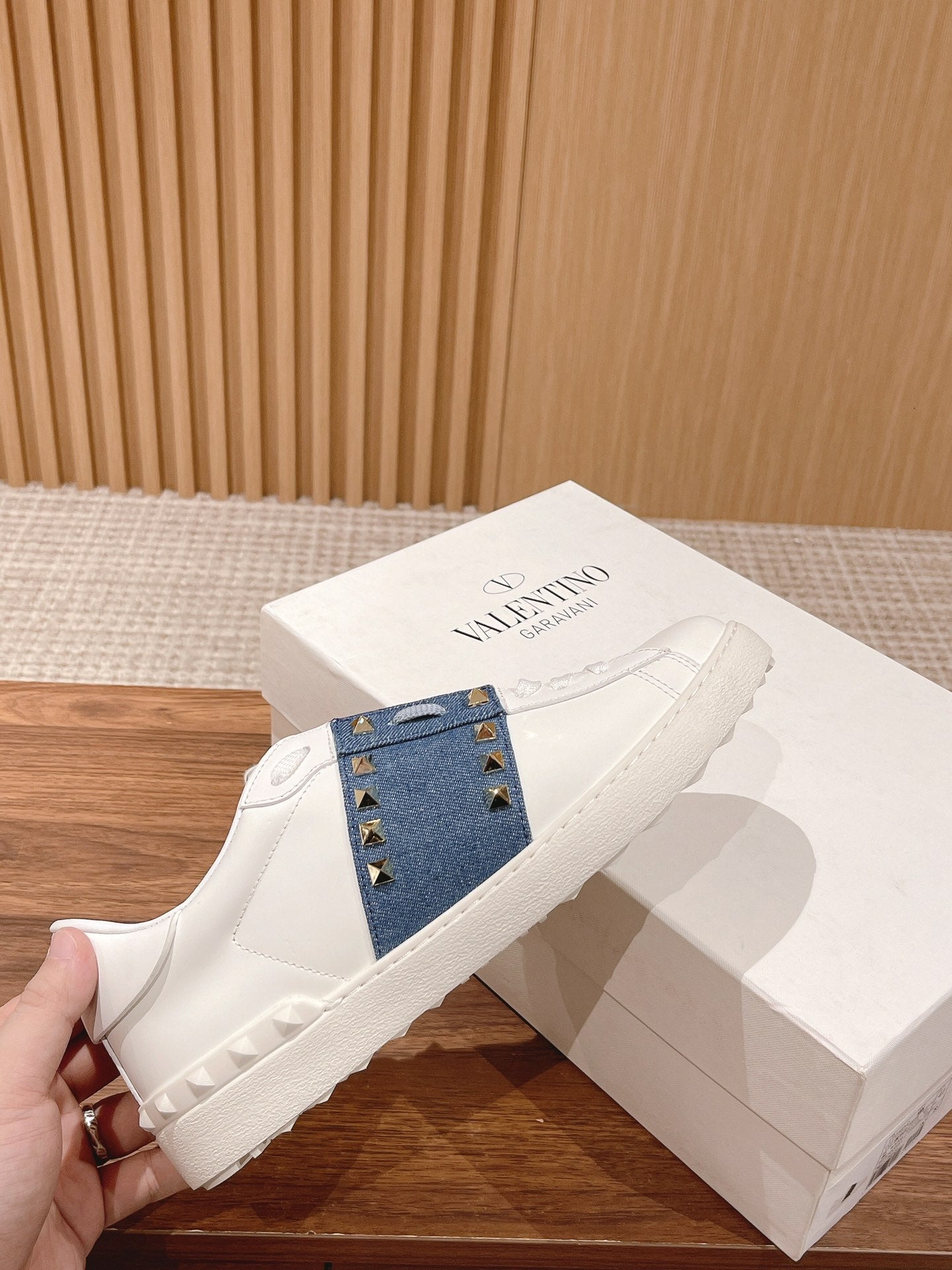 LuxluxHouse Best Quality Valentino Women Shoes