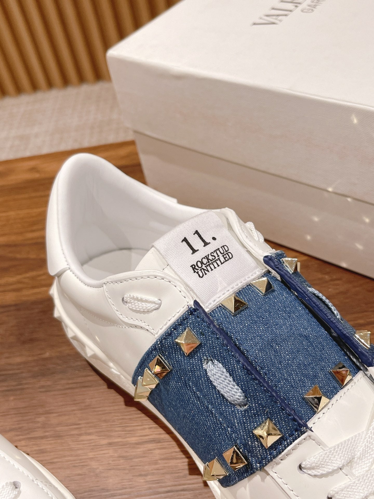 LuxluxHouse Best Quality Valentino Women Shoes