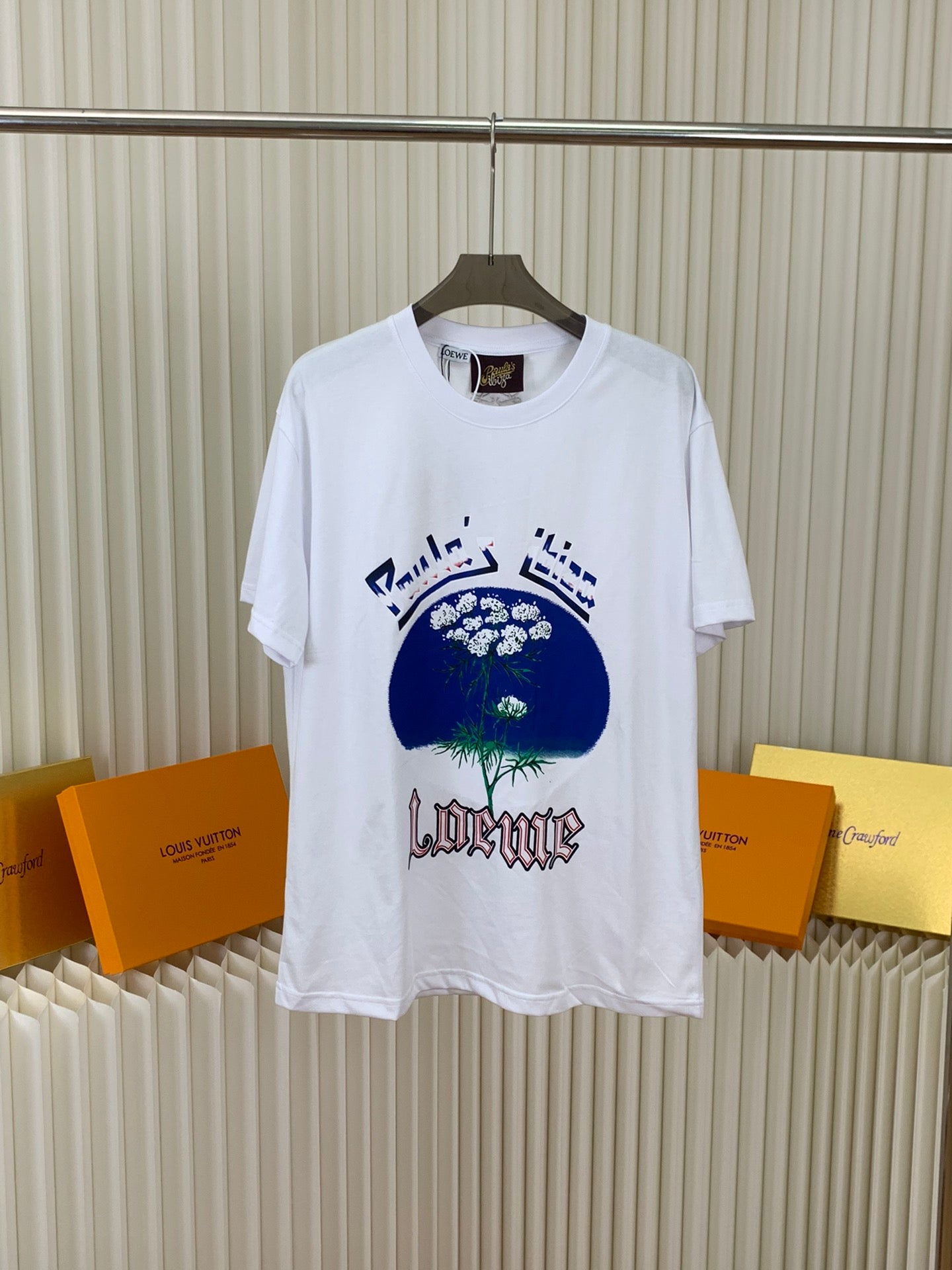 LuxluxHouse Best Quality Clothes T-shirt Loewe