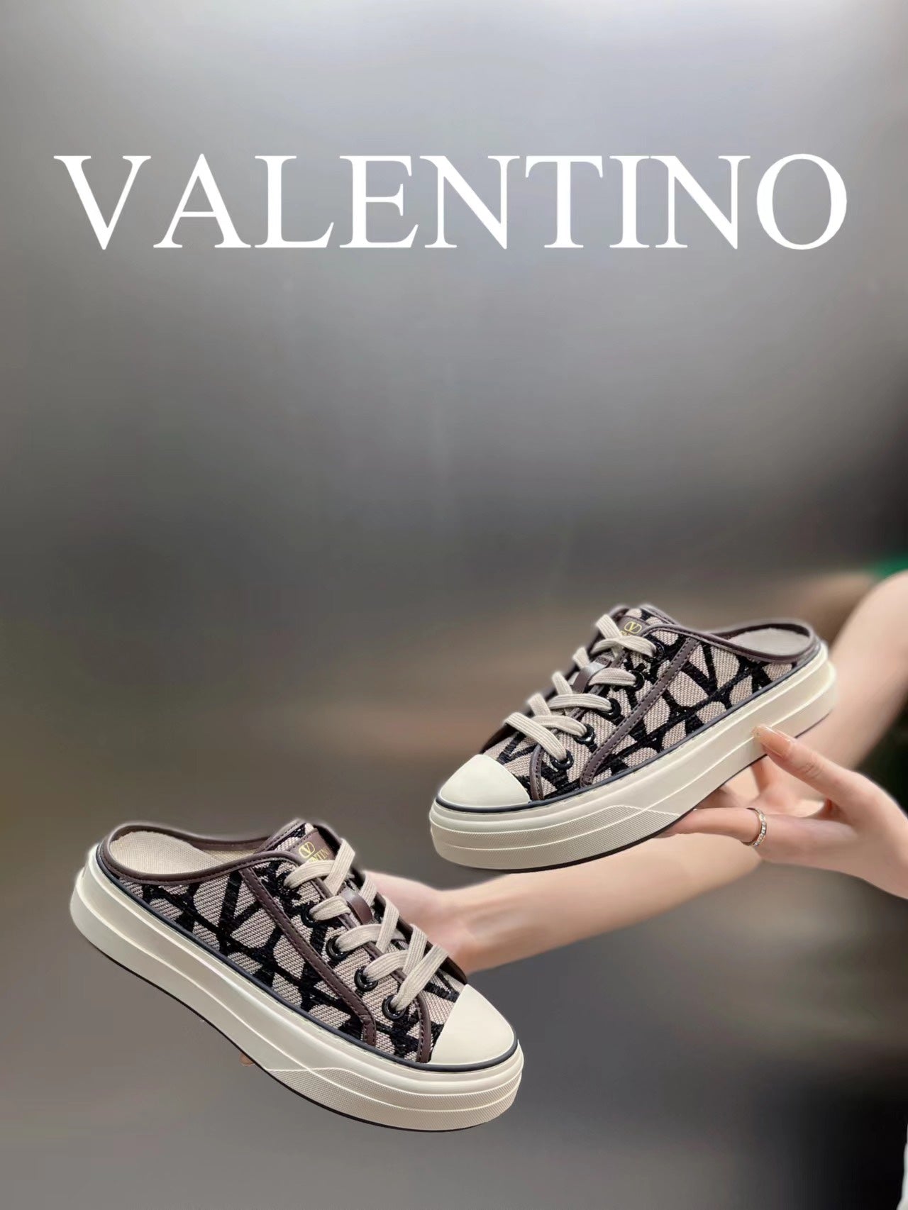 LuxluxHouse Best Quality Shoes Valentino