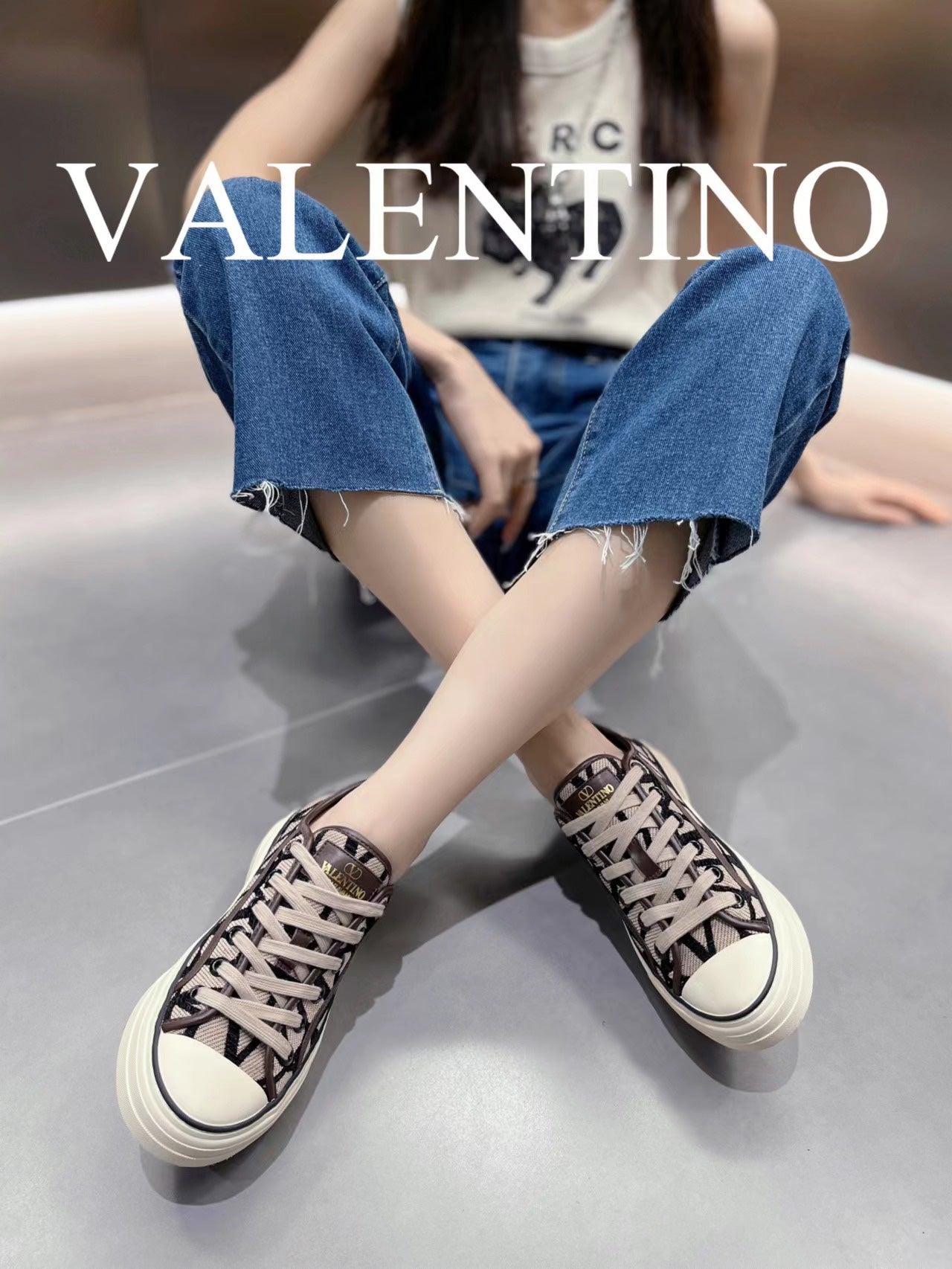 LuxluxHouse Best Quality Shoes Valentino