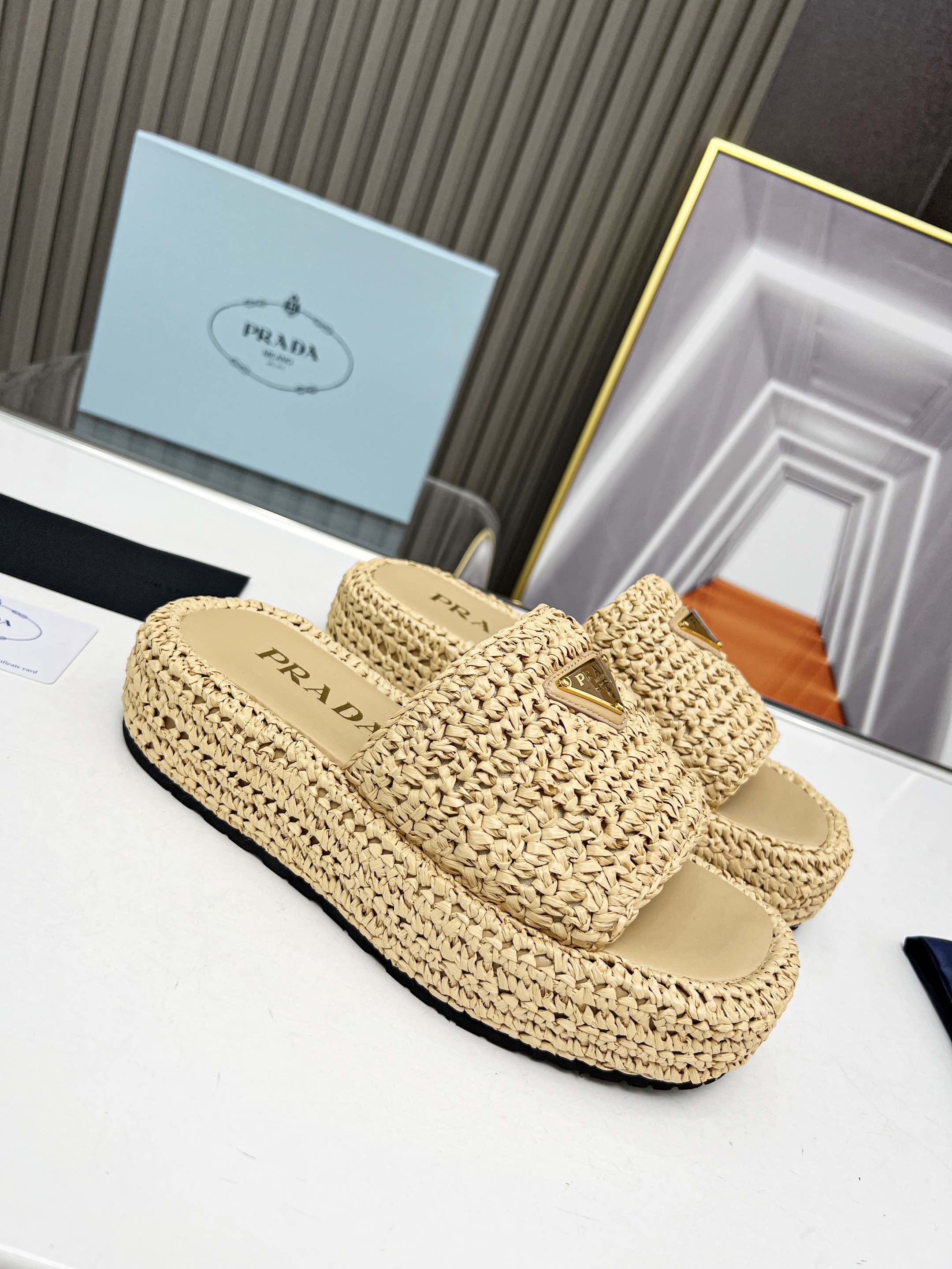 LuxluxHouse Best Quality Sandals Prada