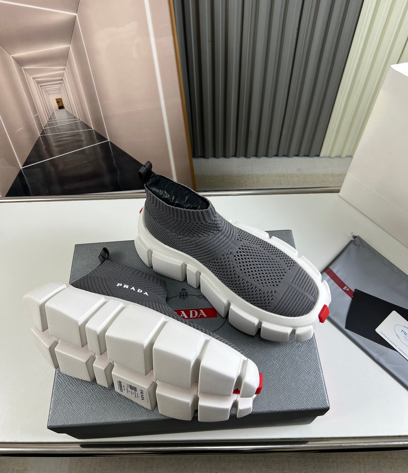 LuxluxHouse Best Quality Shoes Prada
