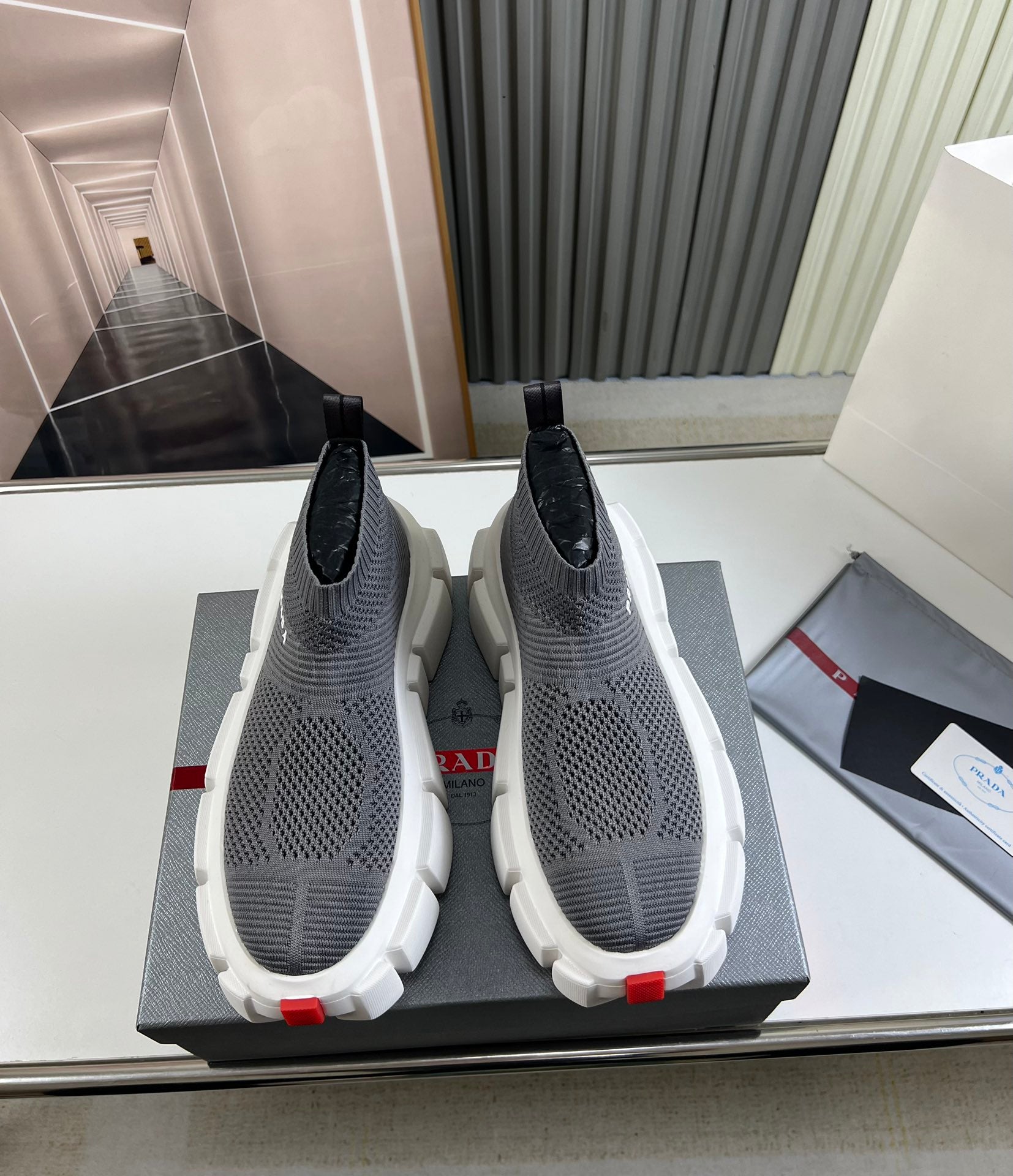 LuxluxHouse Best Quality Shoes Prada