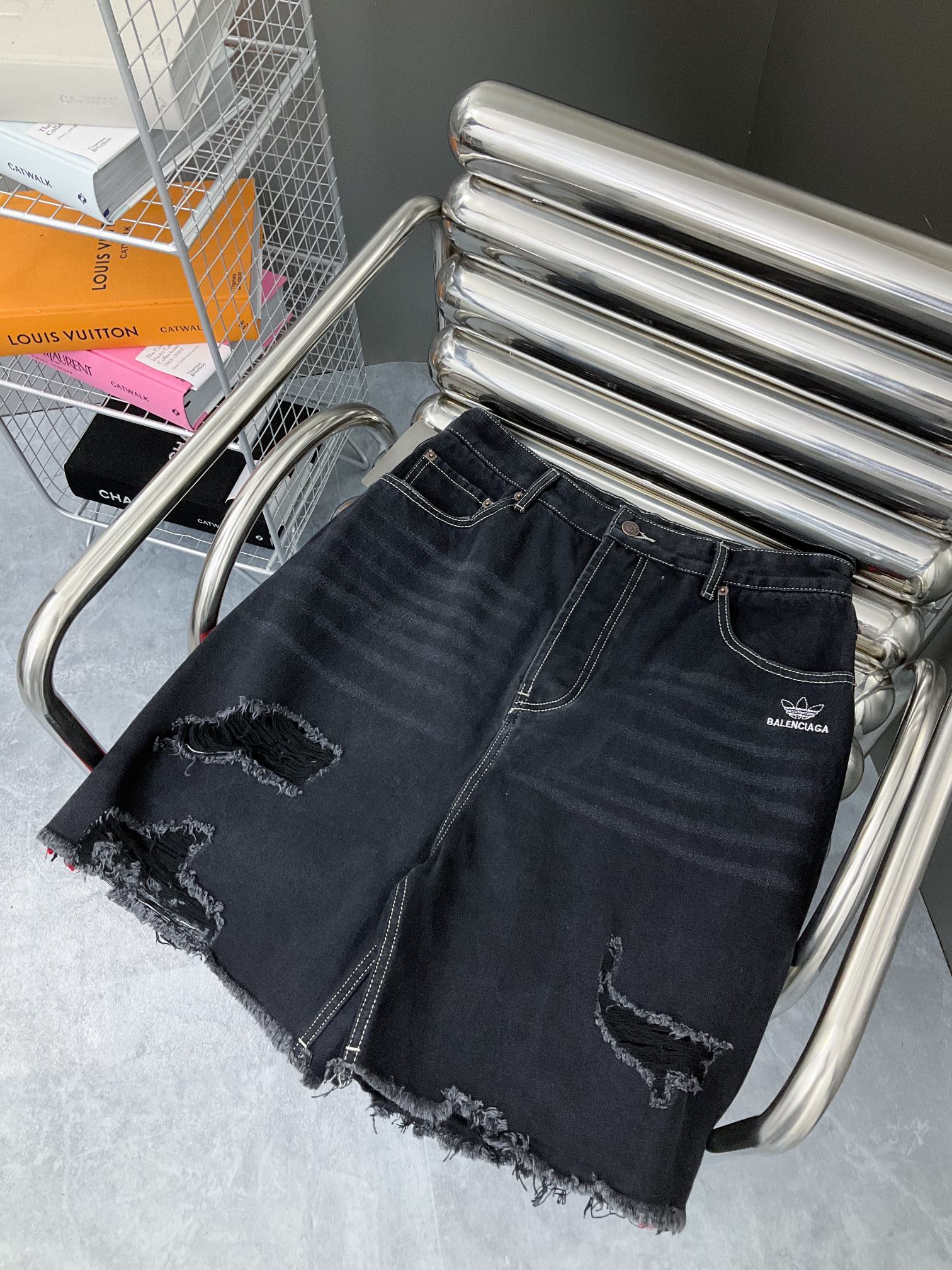 LuxluxHouse Best Quality Clothes Balenciaga Pants