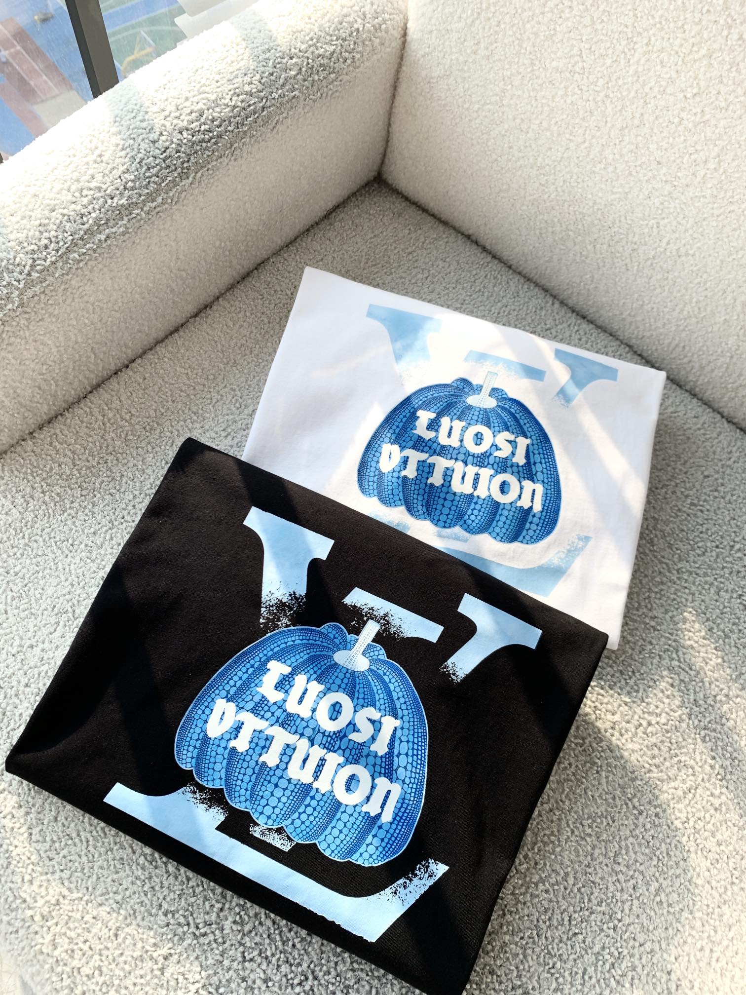 LuxluxHouse Best Quality Clothes T-shirt Louis Vuitton