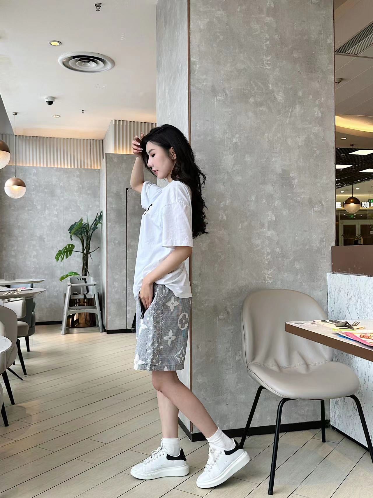 LuxluxHouse Best Quality Clothes Pants Louis Vuitton
