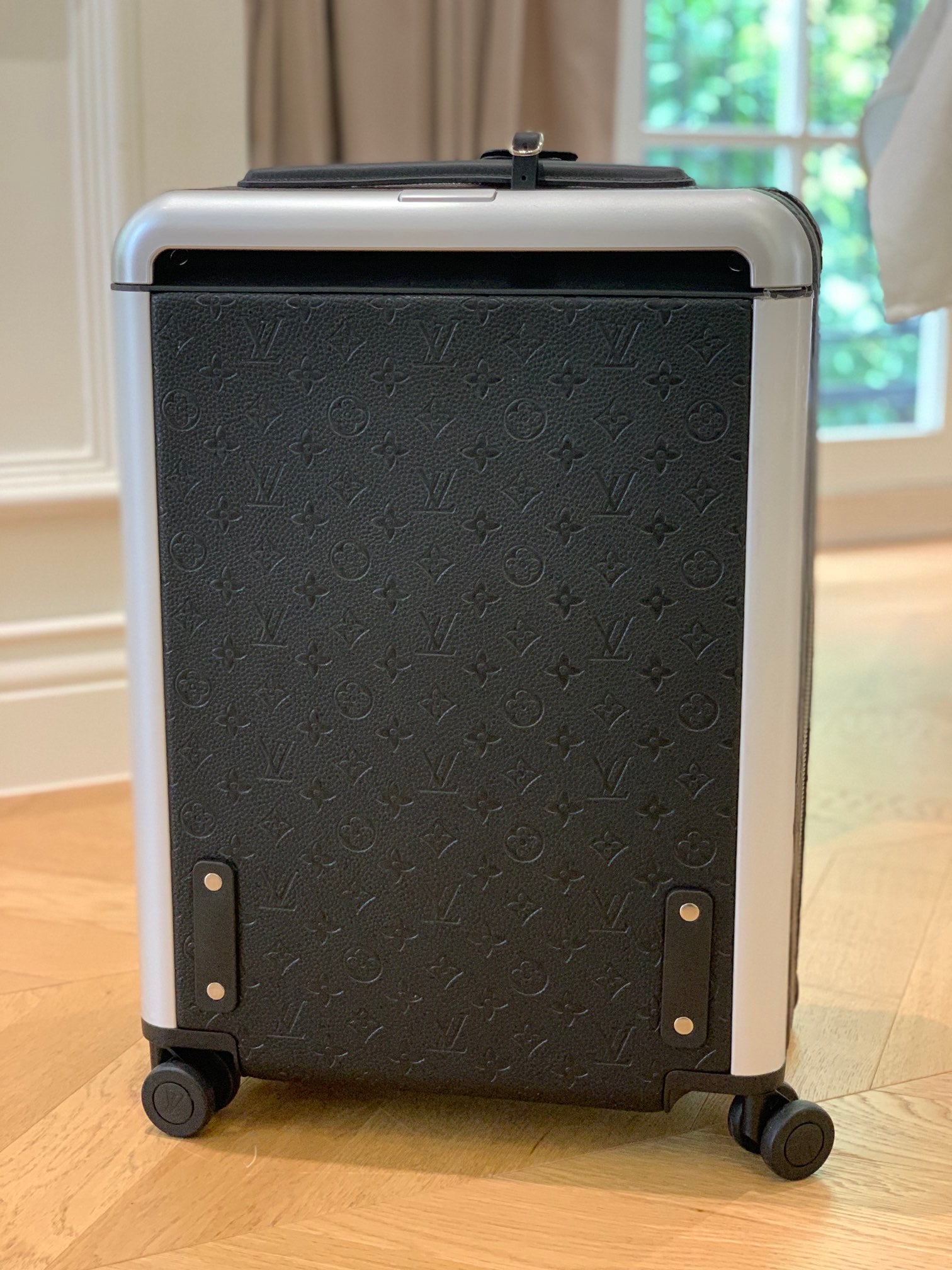 LuxluxHouse Best Quality Bags Luggage