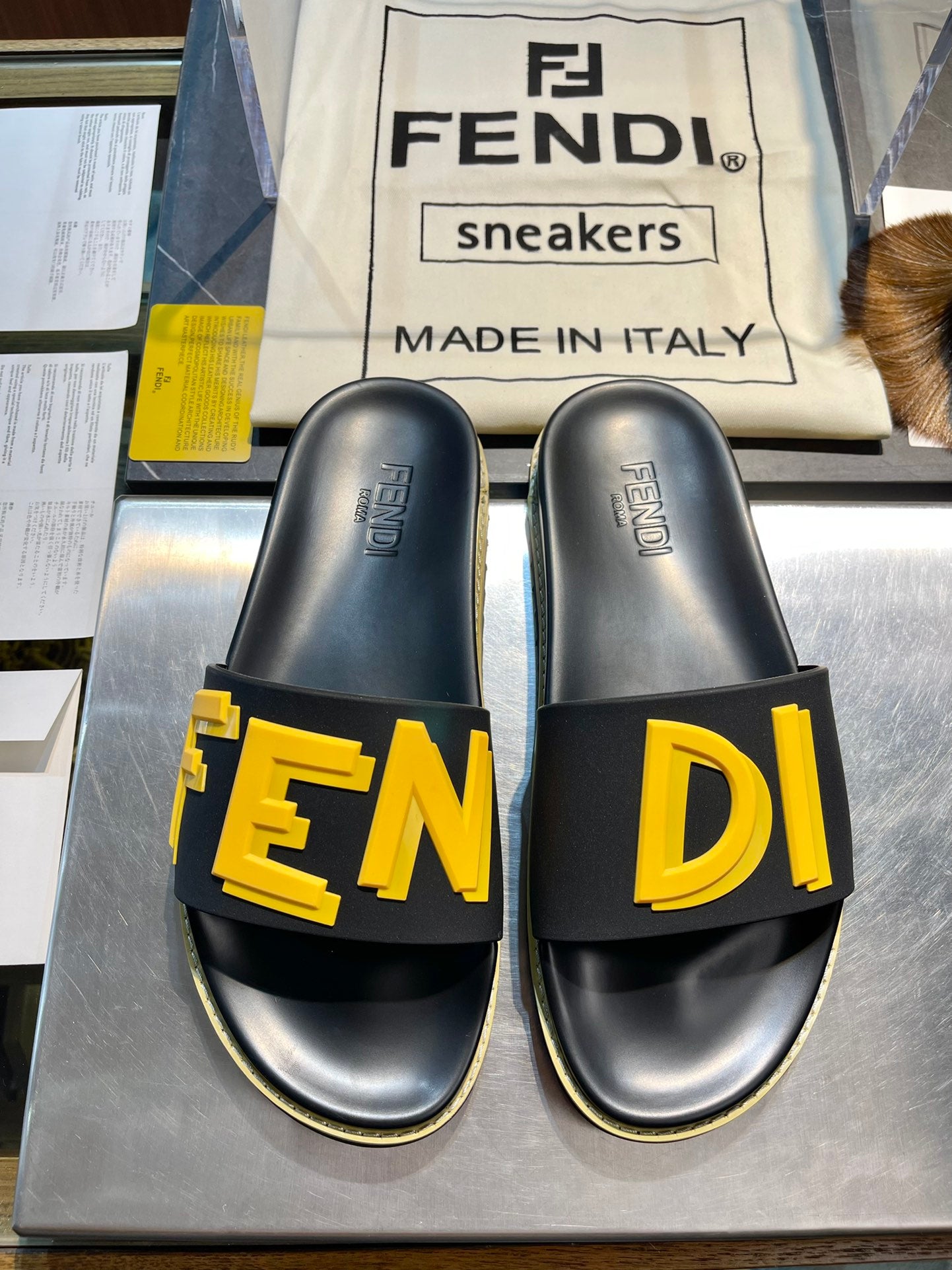 LuxluxHouse Best Quality Sandals Fendi