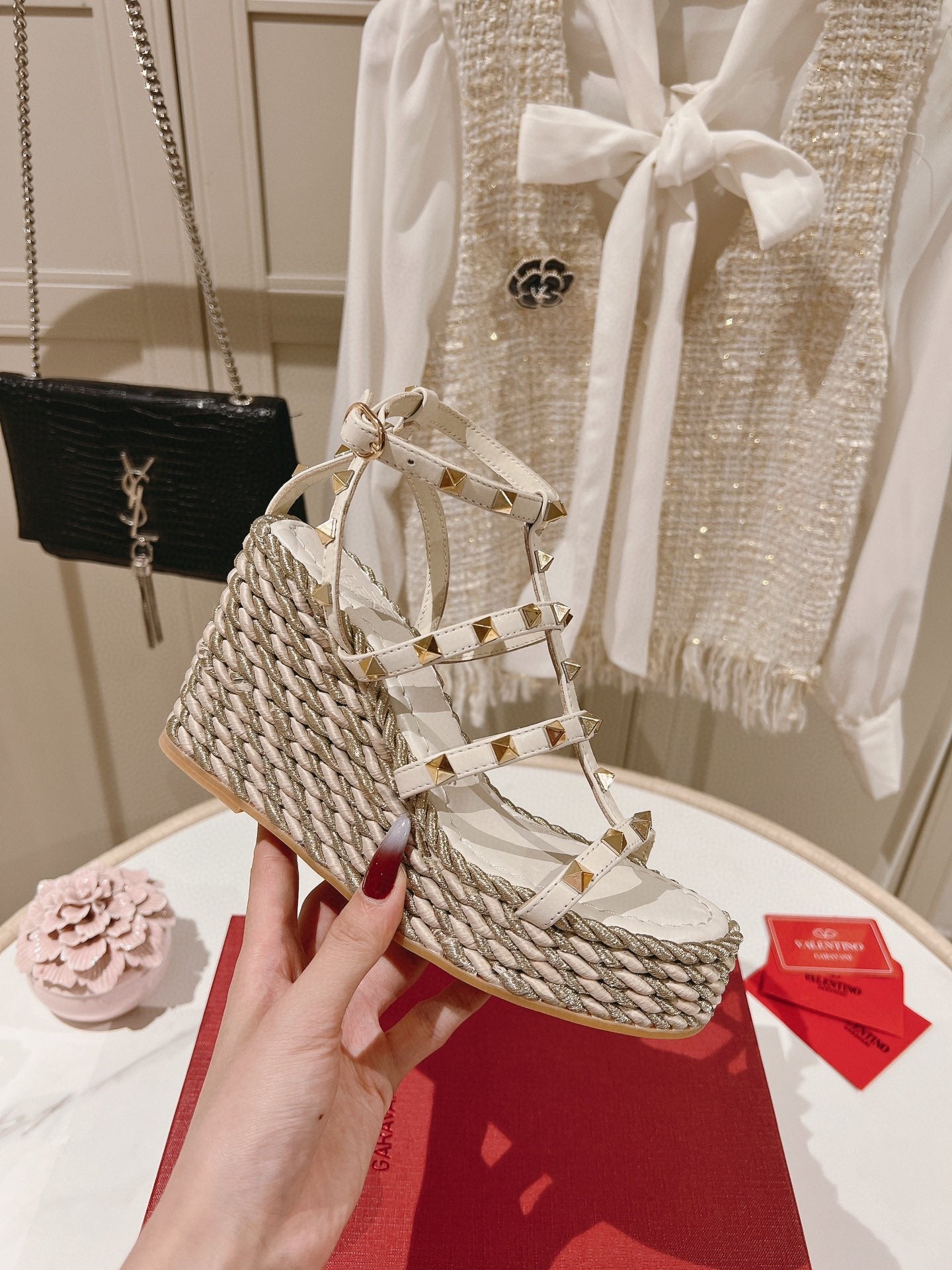 LuxluxHouse Best Quality Valentino Women Shoes