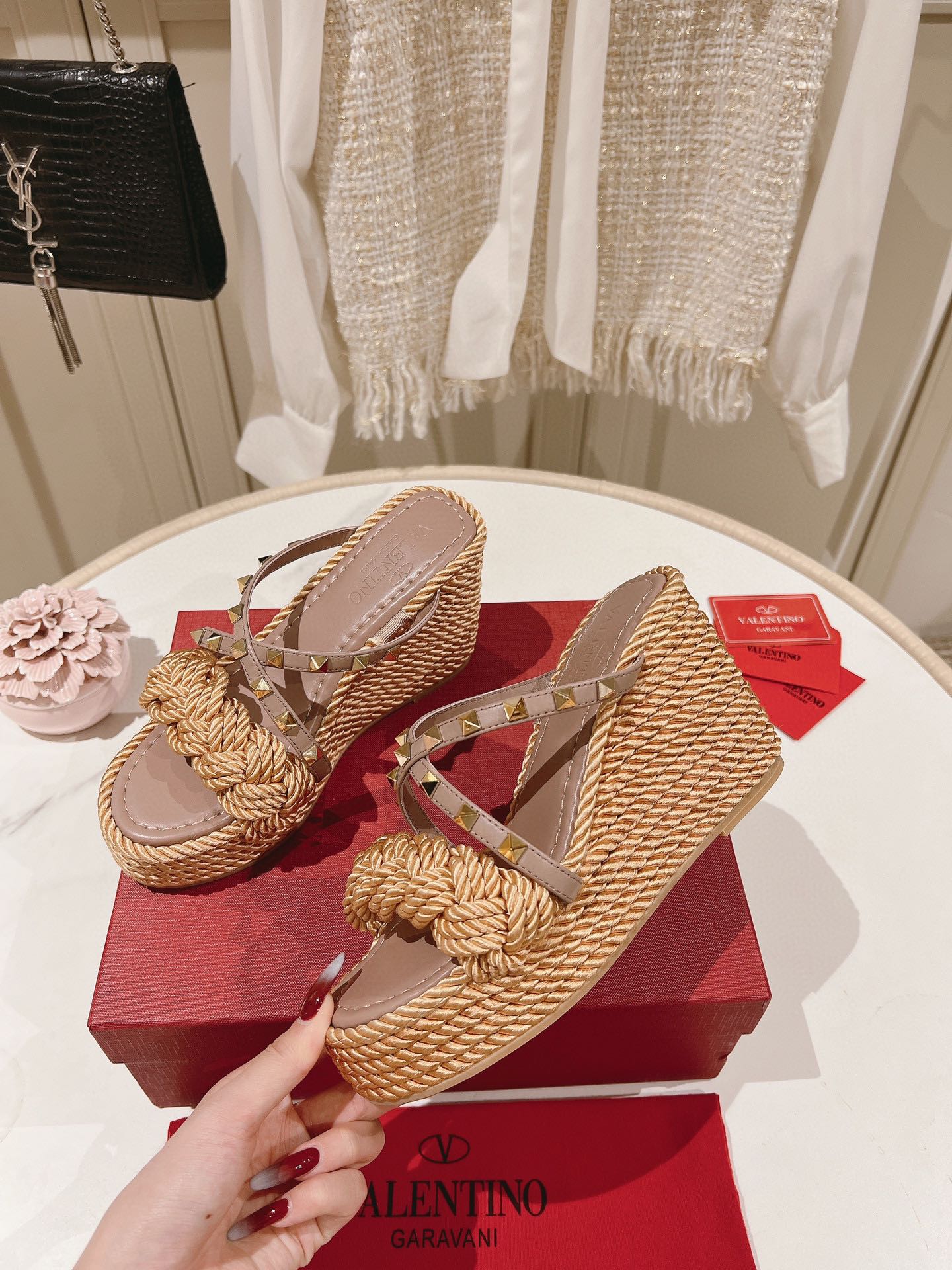 LuxluxHouse Best Quality Valentino Women Shoes