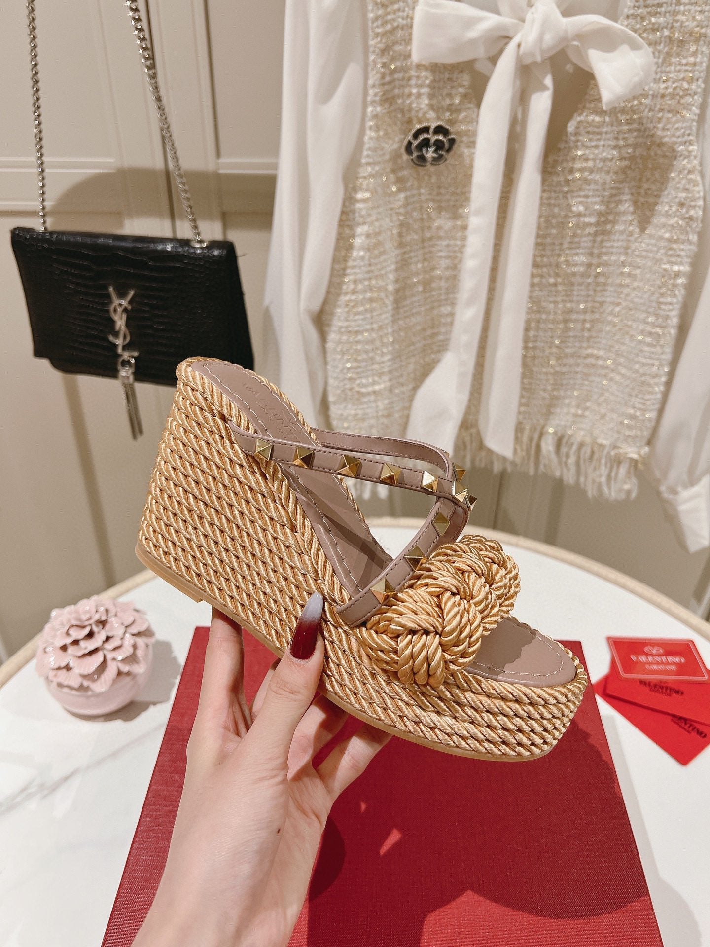 LuxluxHouse Best Quality Valentino Women Shoes