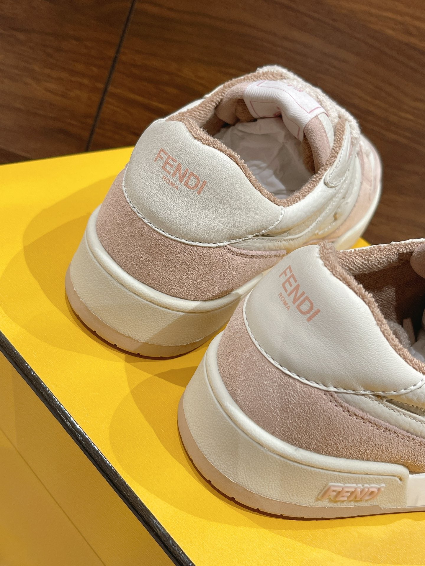 LuxluxHouse Best Quality Fendi Women Shoes