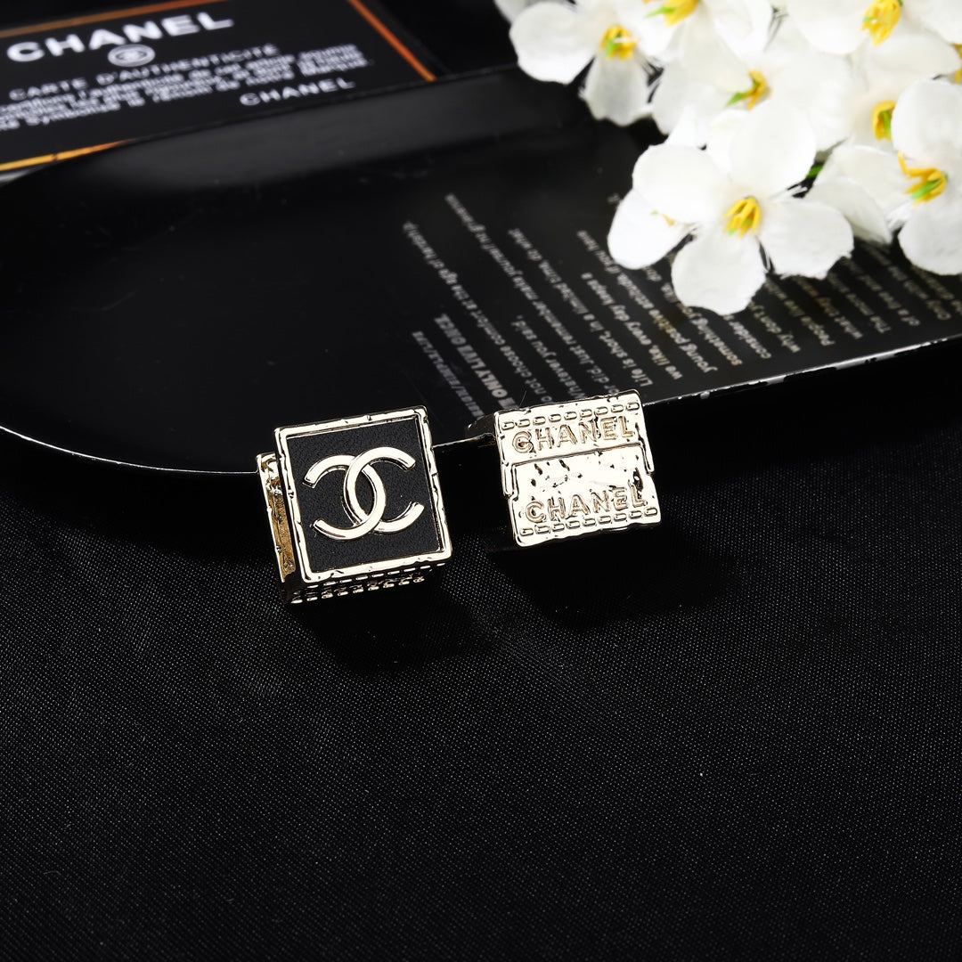 LuxluxHouse Best Quality Accessories Earrings Chanel Earrings