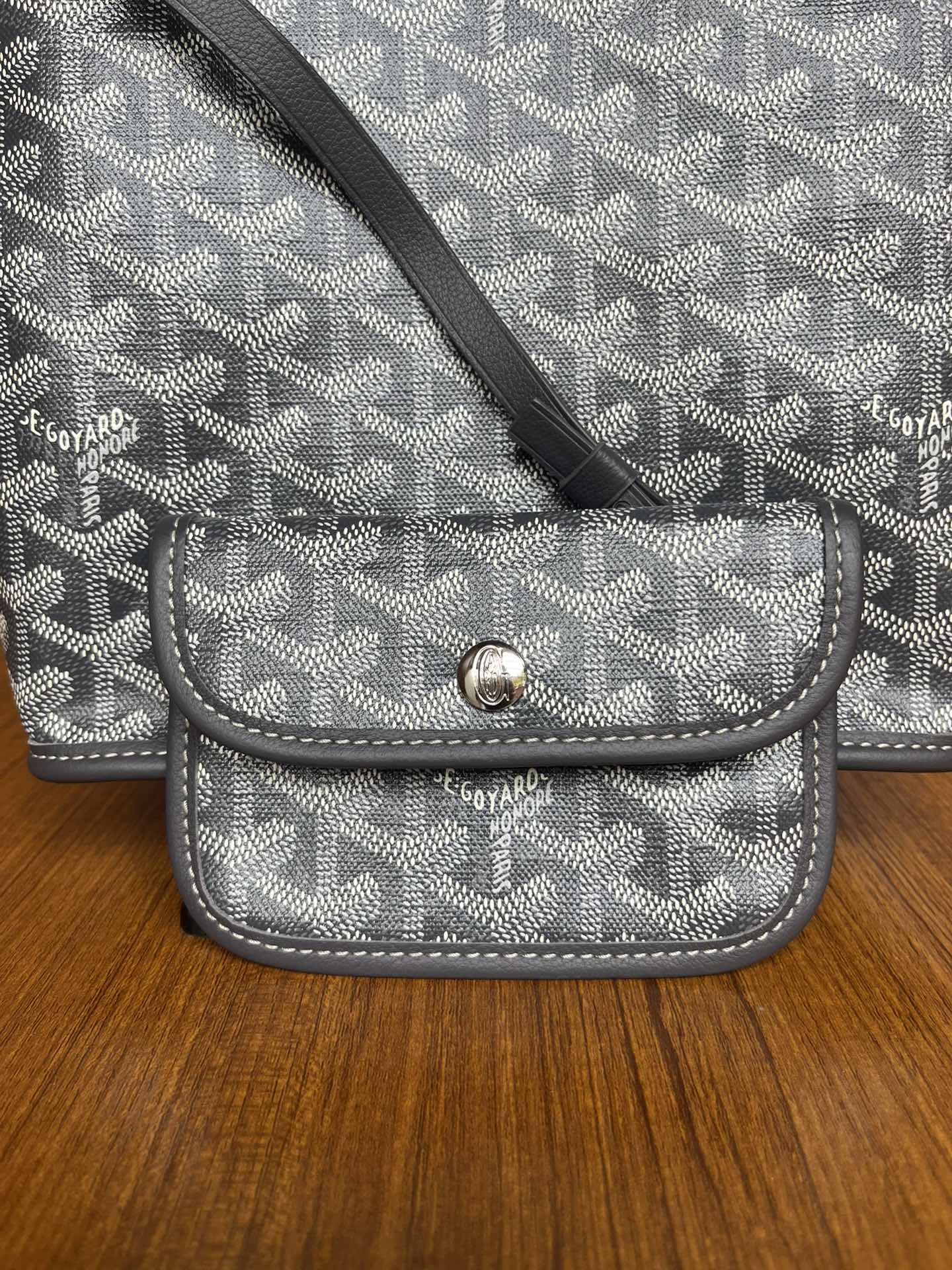 LuxluxHouse Best Quality Bags Goyard