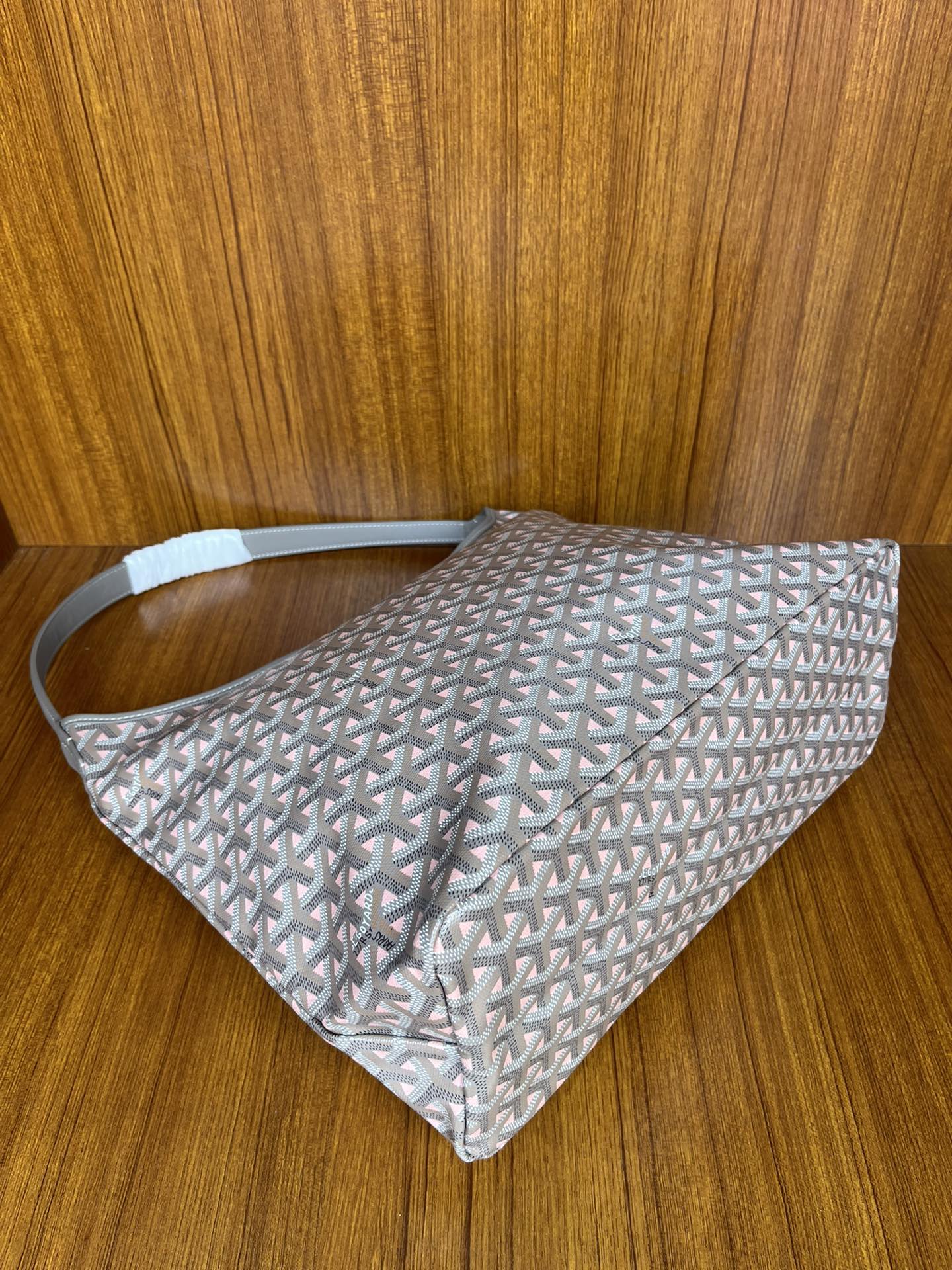 LuxluxHouse Best Quality Bags Goyard
