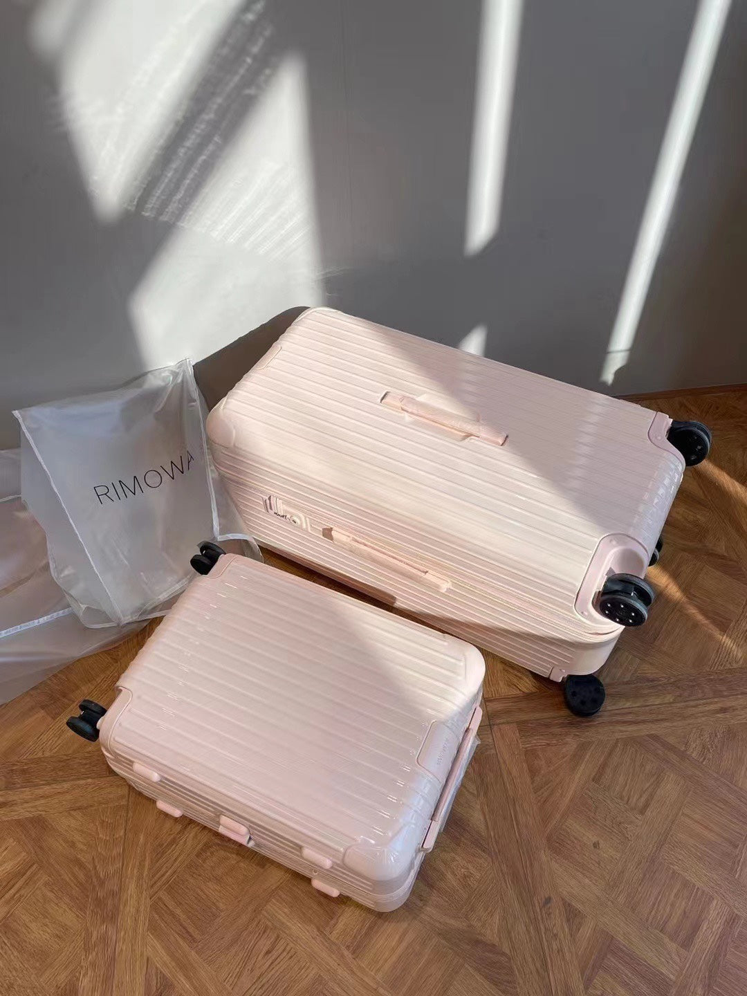 LuxluxHouse Best Quality Bags Luggage
