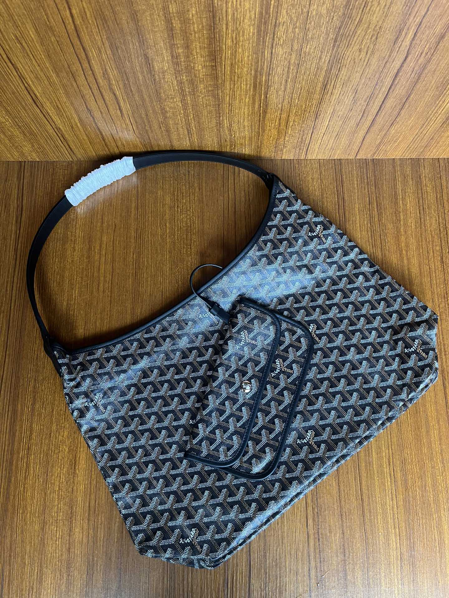 LuxluxHouse Best Quality Bags Goyard